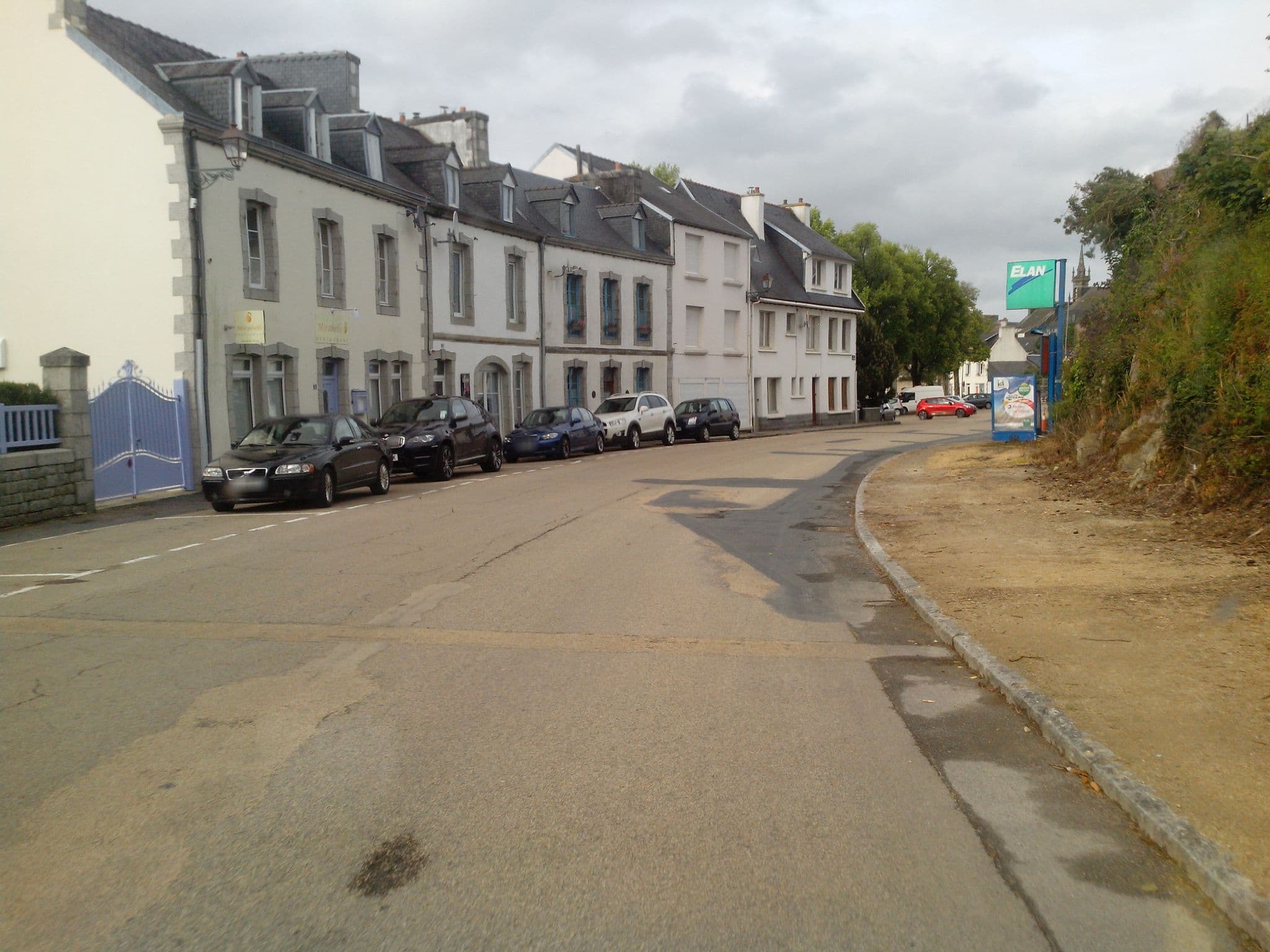 Street view near Mirabelle Chambres d'Hotes, Huelgoat — © hamlet (CC BY-SA · Mapillary)