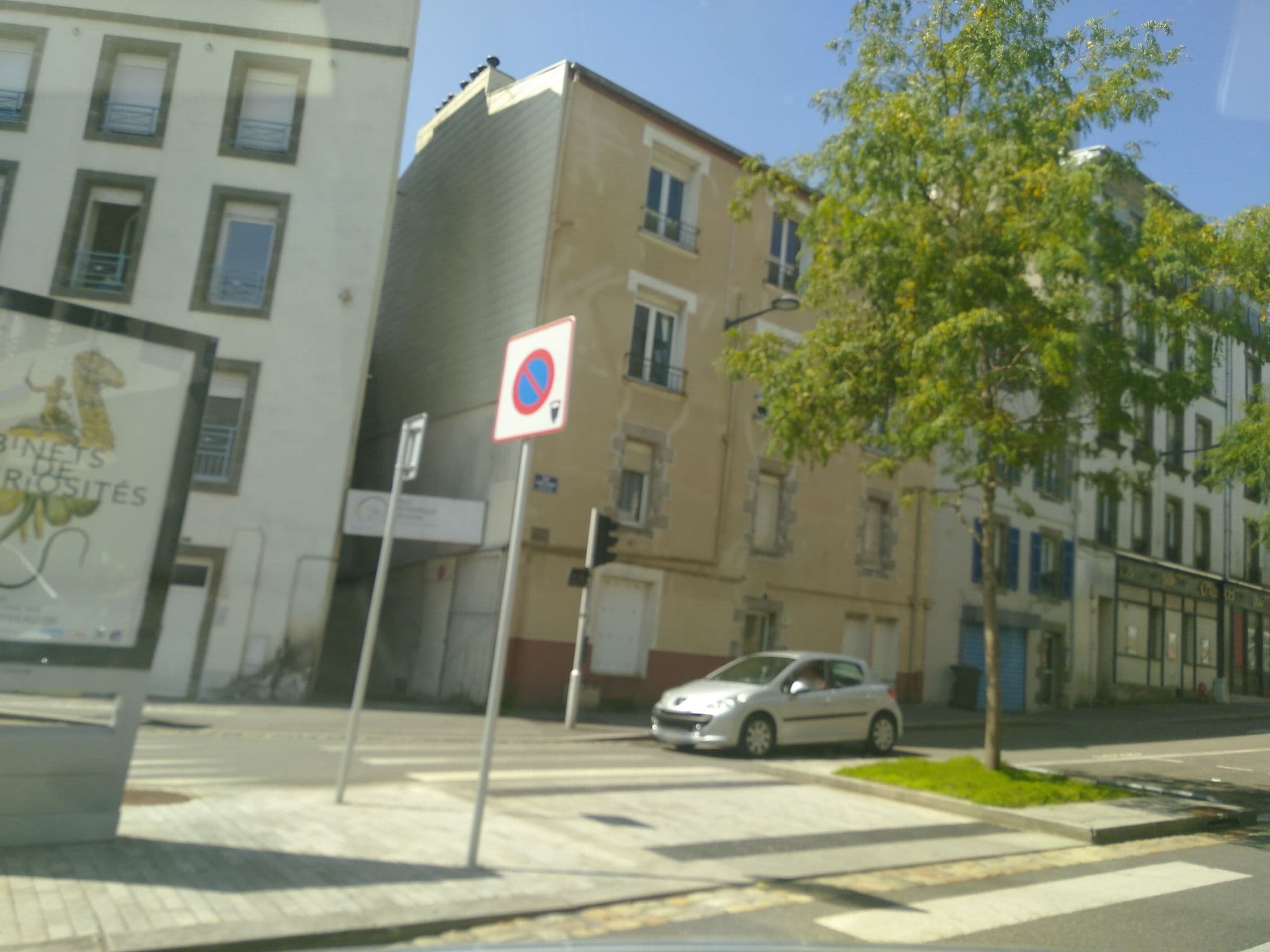 Street view near Apparthotel, Brest — © kapu (CC BY-SA · Mapillary)