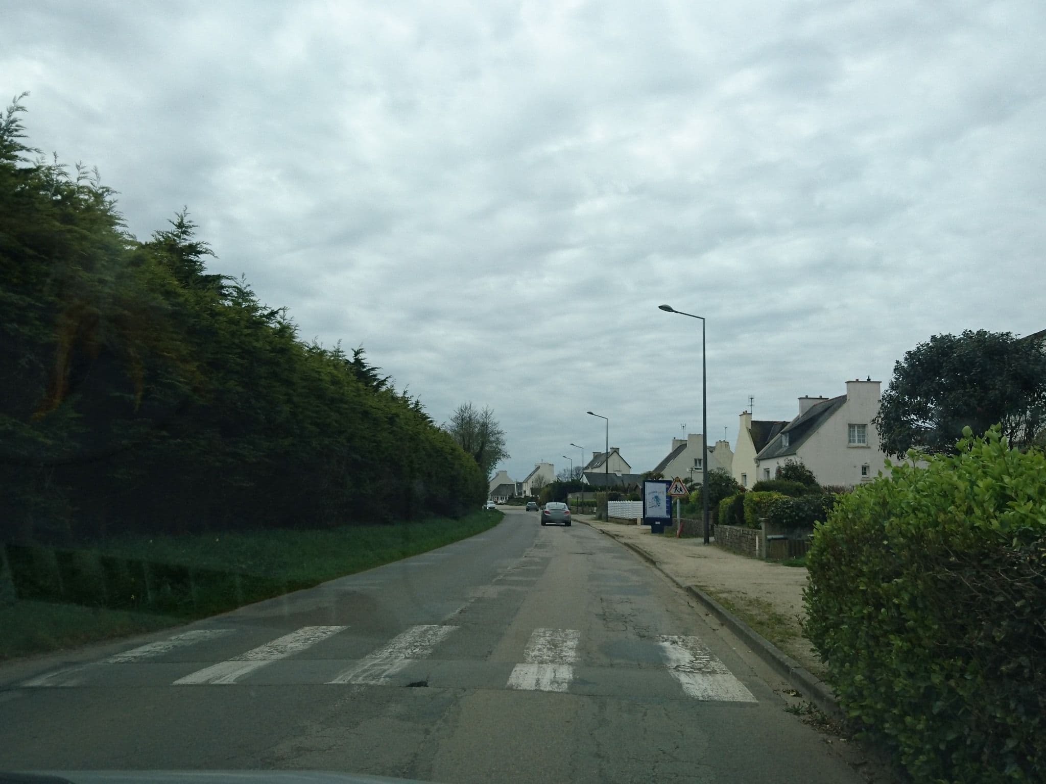Street view near Caouissin Jacques, Ploumoguer — © gotpo (CC BY-SA · Mapillary)