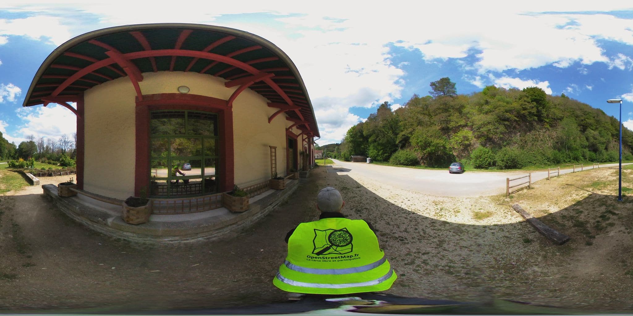 Street view near Gite d'etape de la Gare, Berrien — © ev1velodyssee (CC BY-SA · Mapillary)