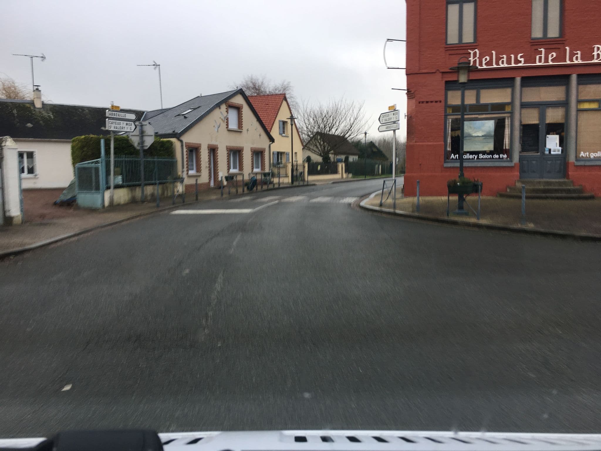 Street view near Les Saules, Sailly-Flibeaucourt — © raymond (CC BY-SA · Mapillary)