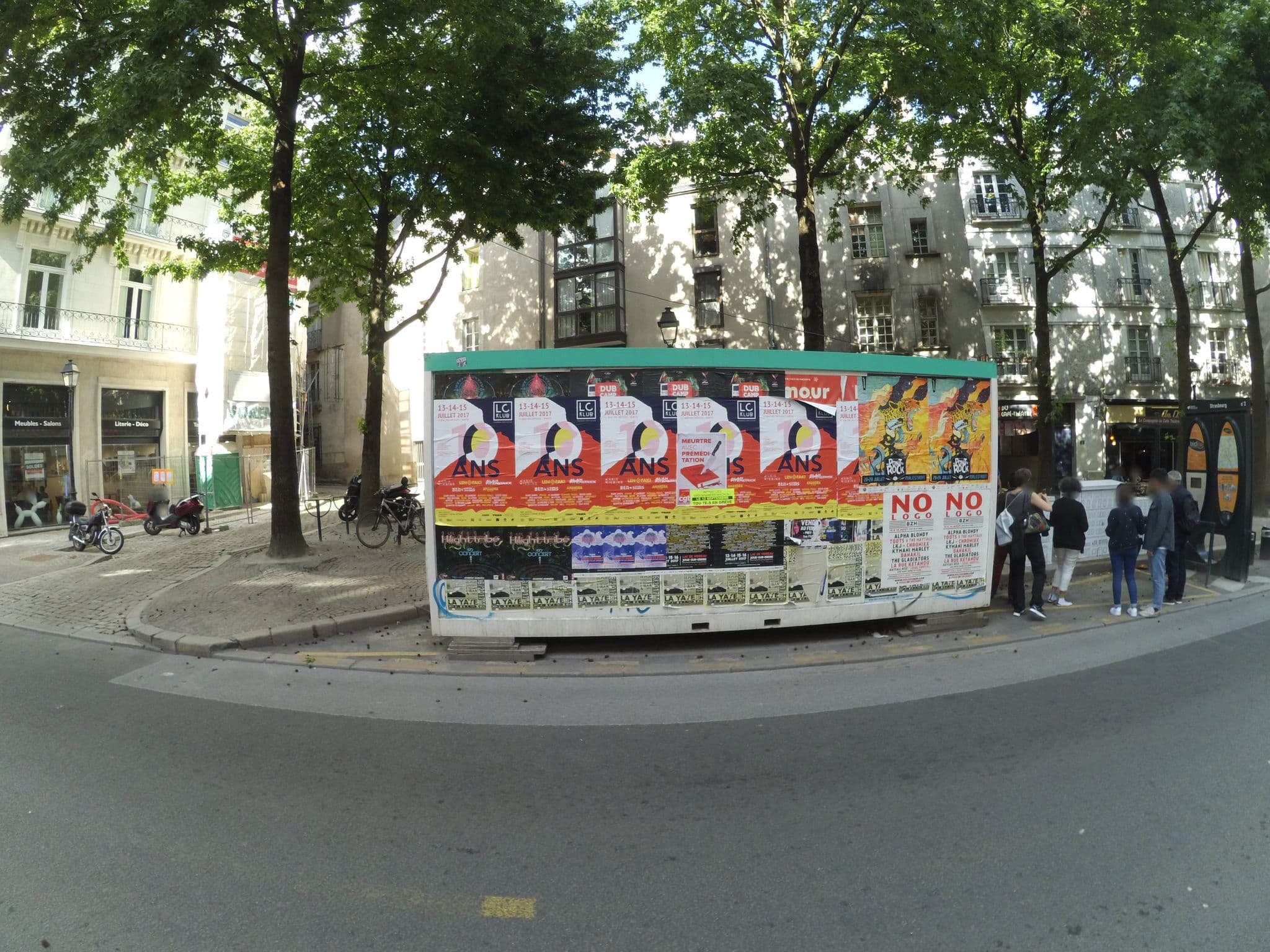 Street view near Gîtes des carmélites, Nantes — © stephanep (CC BY-SA · Mapillary)