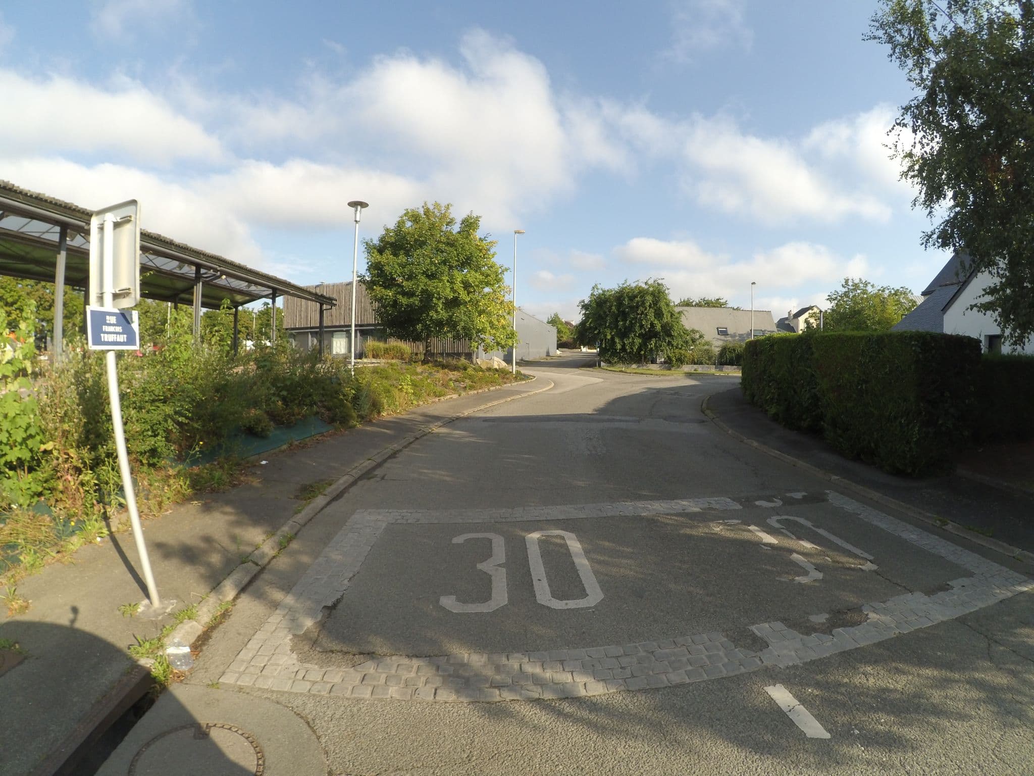 Street view near Pelletier, Lorient — © stephanep (CC BY-SA · Mapillary)