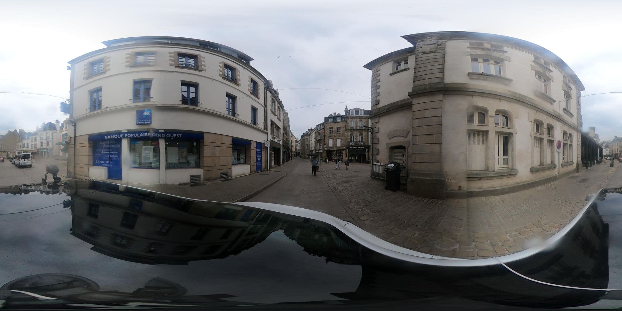Street view near Kyriad Auray, Auray — © sogefi (CC BY-SA · Mapillary)