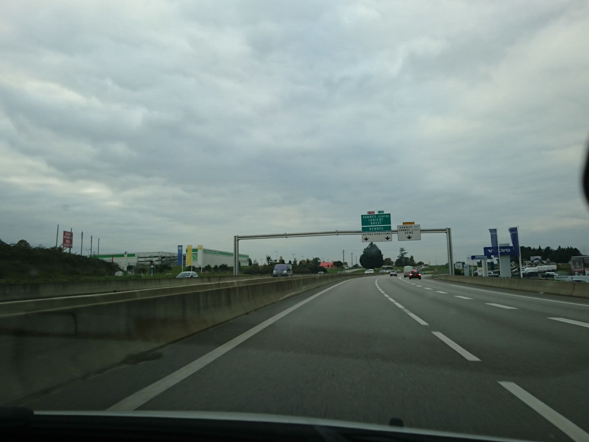 Street view near Hotel Inn, Theix — © gotpo (CC BY-SA · Mapillary)
