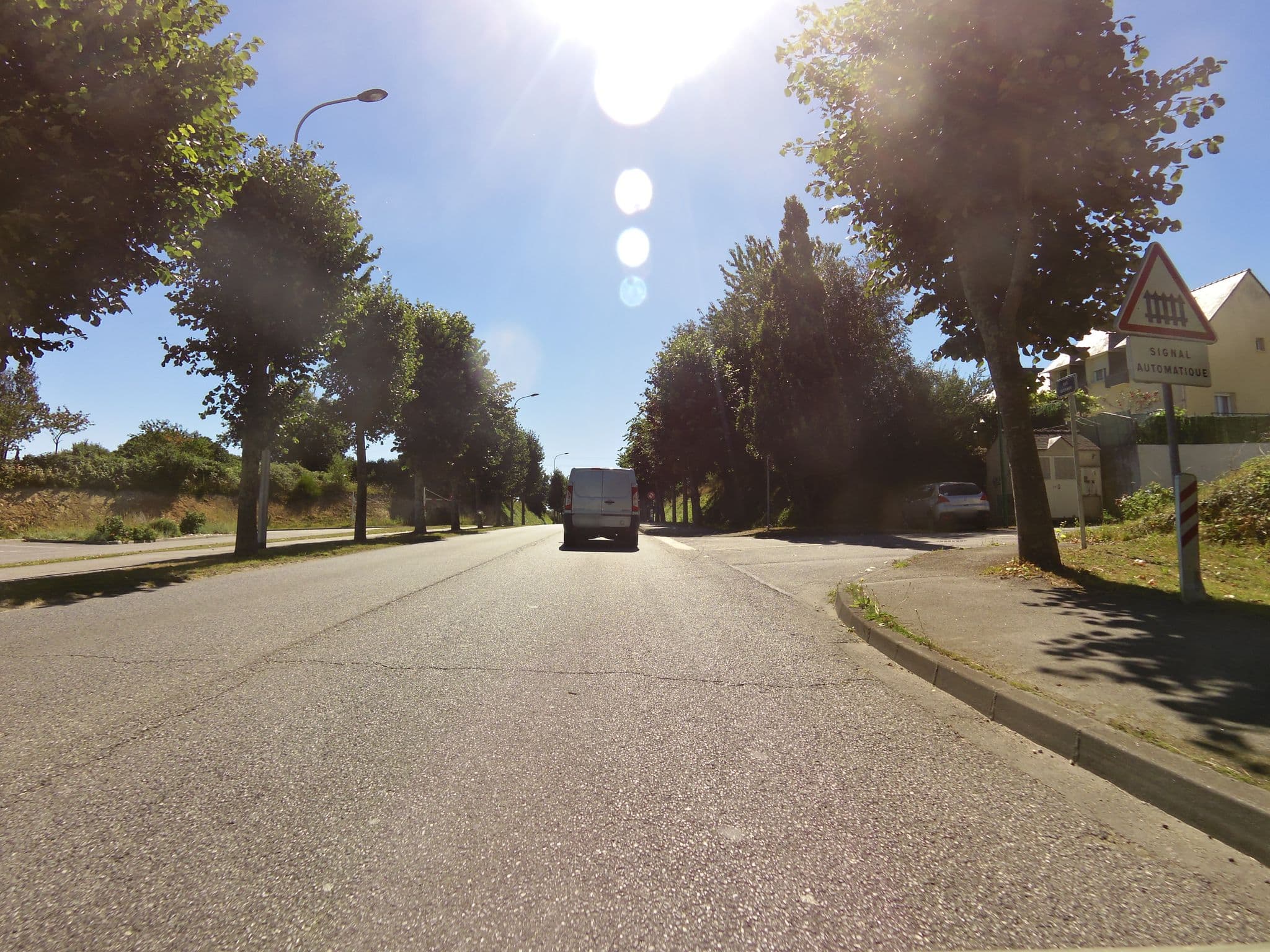 Street view near Anh Duong Hotel, Lanester — © hamlet (CC BY-SA · Mapillary)