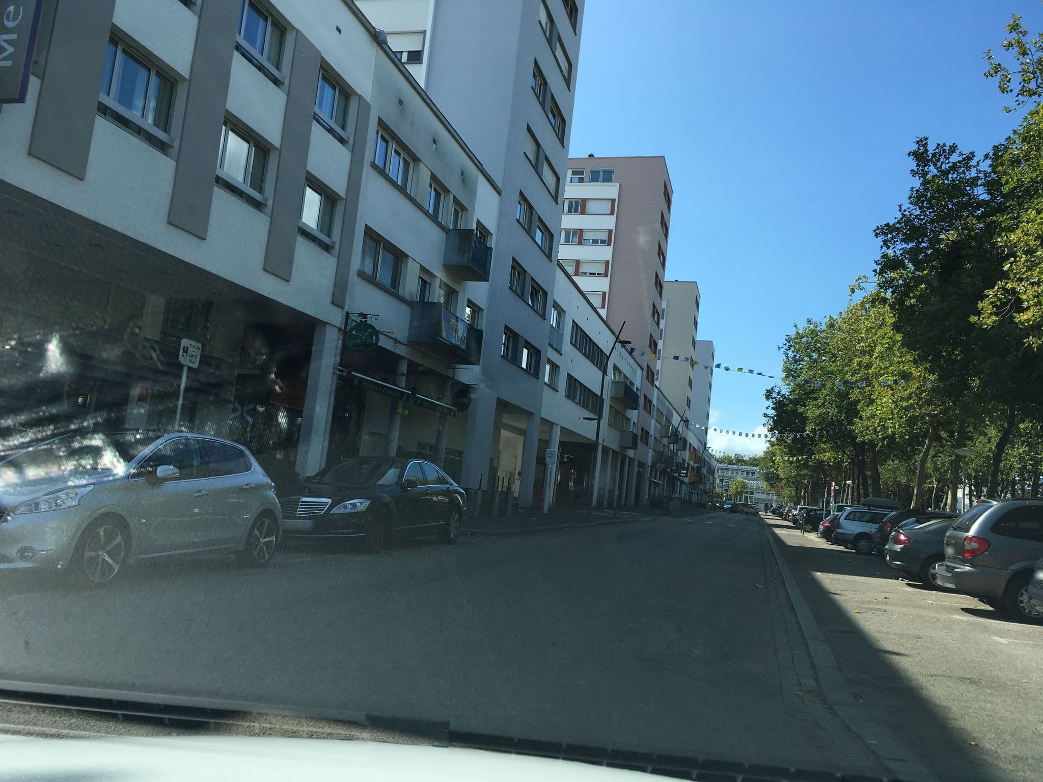 Street view near Hôtel Mercure Lorient Centre, Lorient — © mappy_sa (CC BY-SA · Mapillary)
