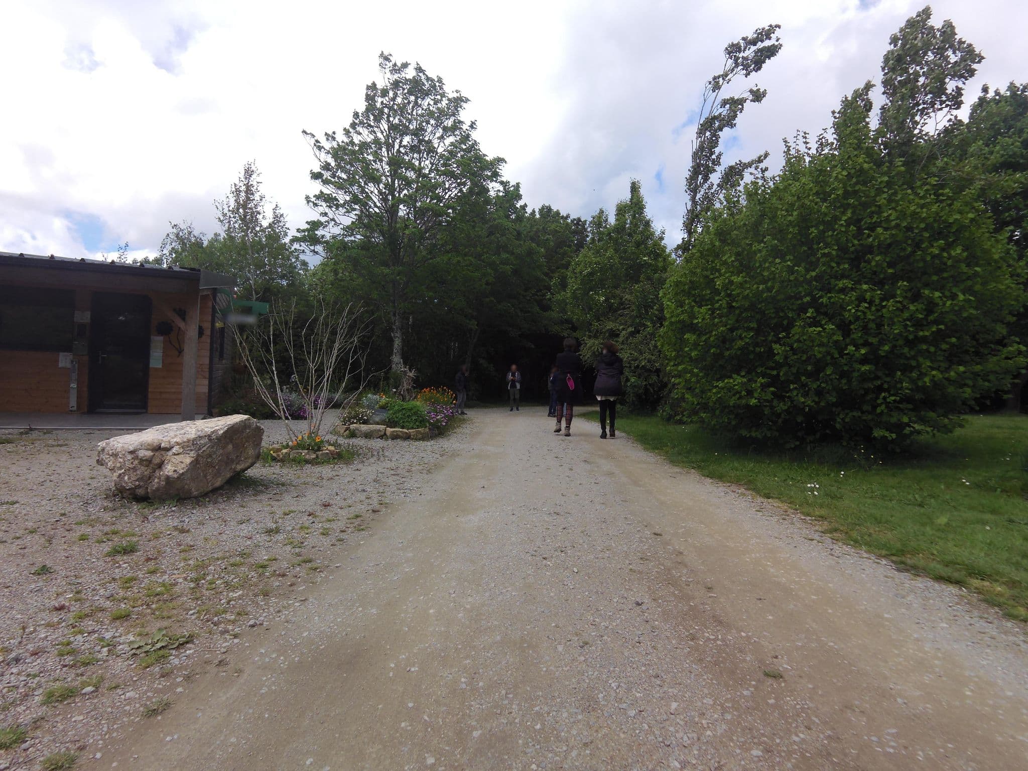 Street view near kyriad, Plougoumelen — © hamlet (CC BY-SA · Mapillary)