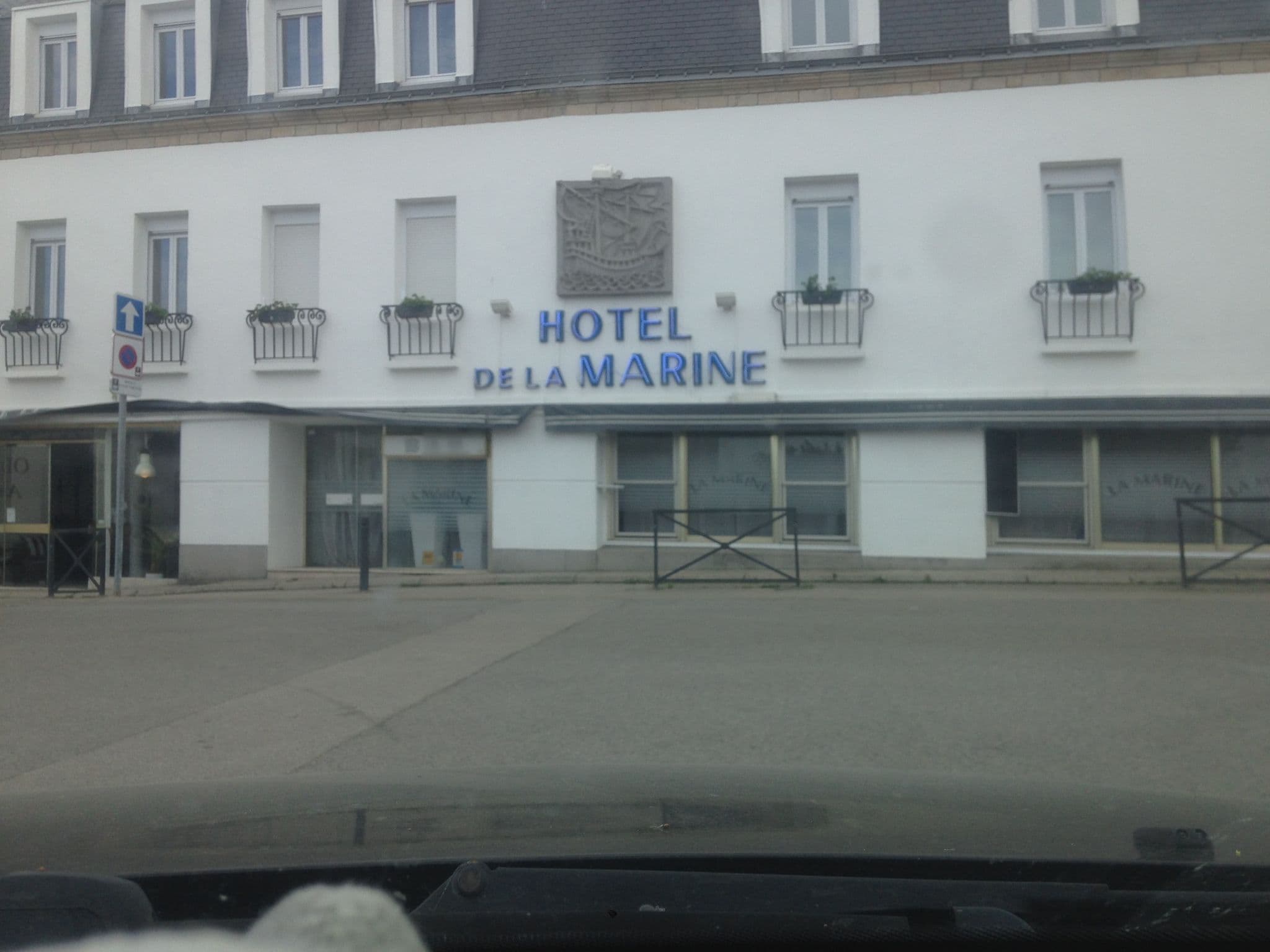 Street view near Hotel La Marine Carnac, Carnac — © arvaot (CC BY-SA · Mapillary)