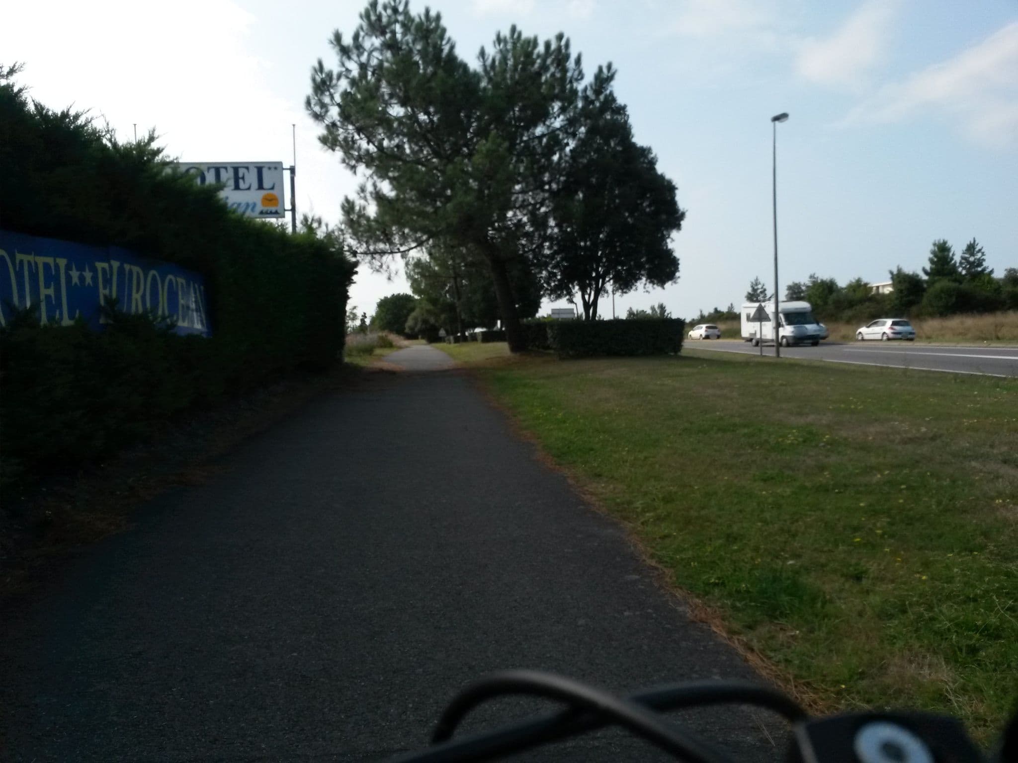 Street view near Eurocean la Baule Guerande, Guérande — © rausk (CC BY-SA · Mapillary)