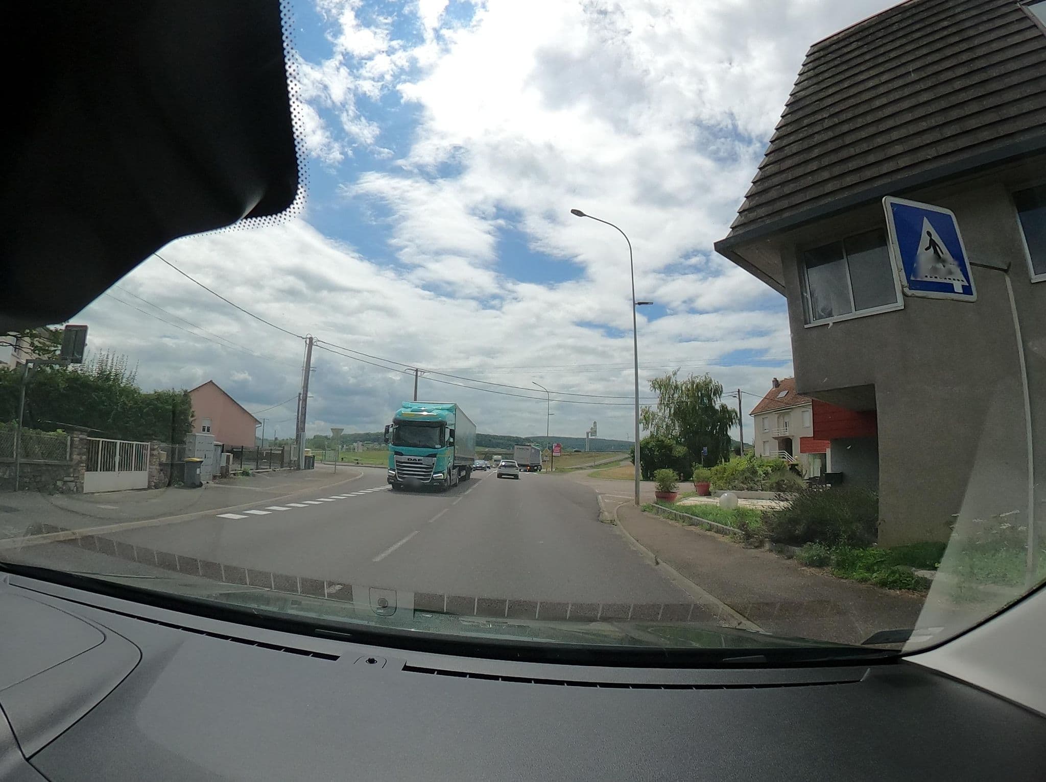 Street view near Eurotel, Frotey-lès-Vesoul — © vst (CC BY-SA · Mapillary)