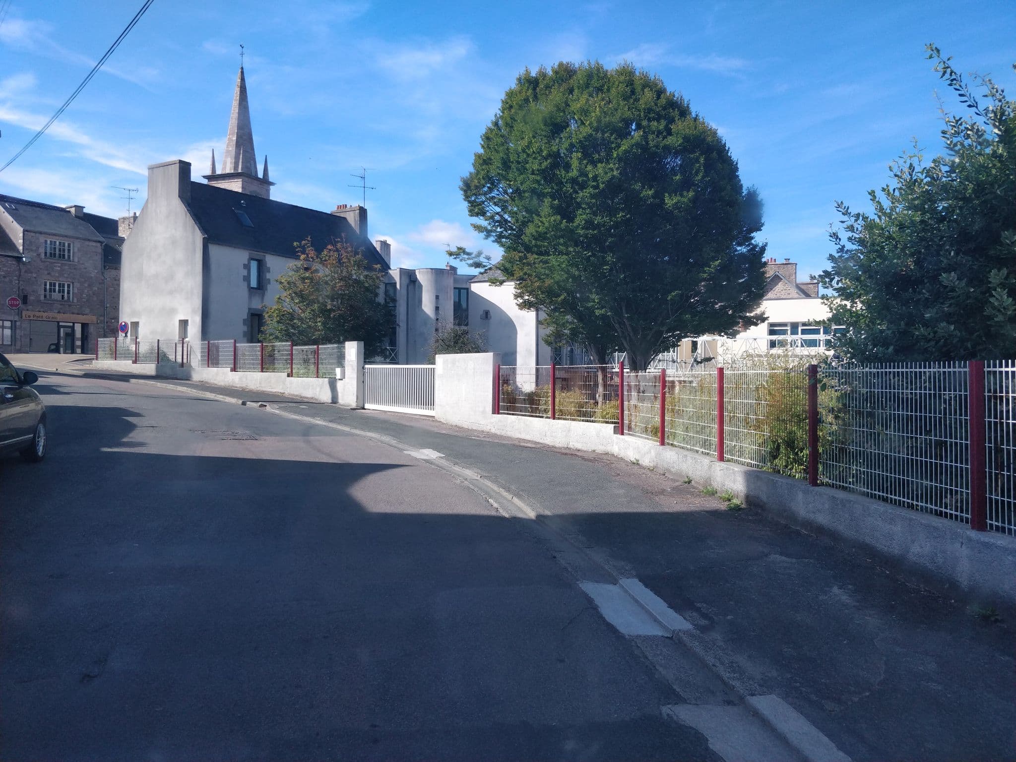 Street view near Villa Nazado, Erquy — © raymond (CC BY-SA · Mapillary)