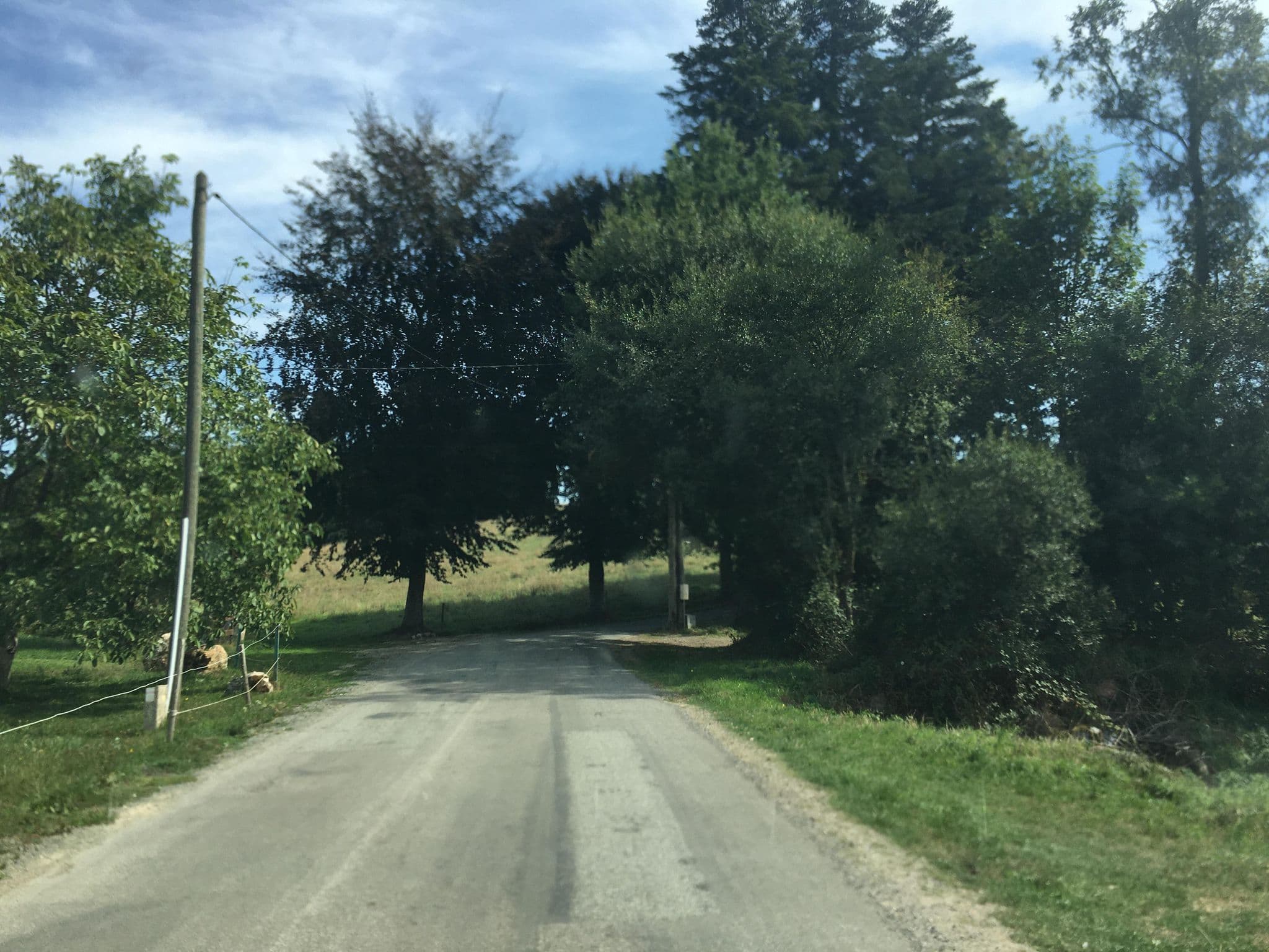 Street view near Village Club Miléade Mûr-de-Bretagne, Mûr-de-Bretagne — © raymond (CC BY-SA · Mapillary)
