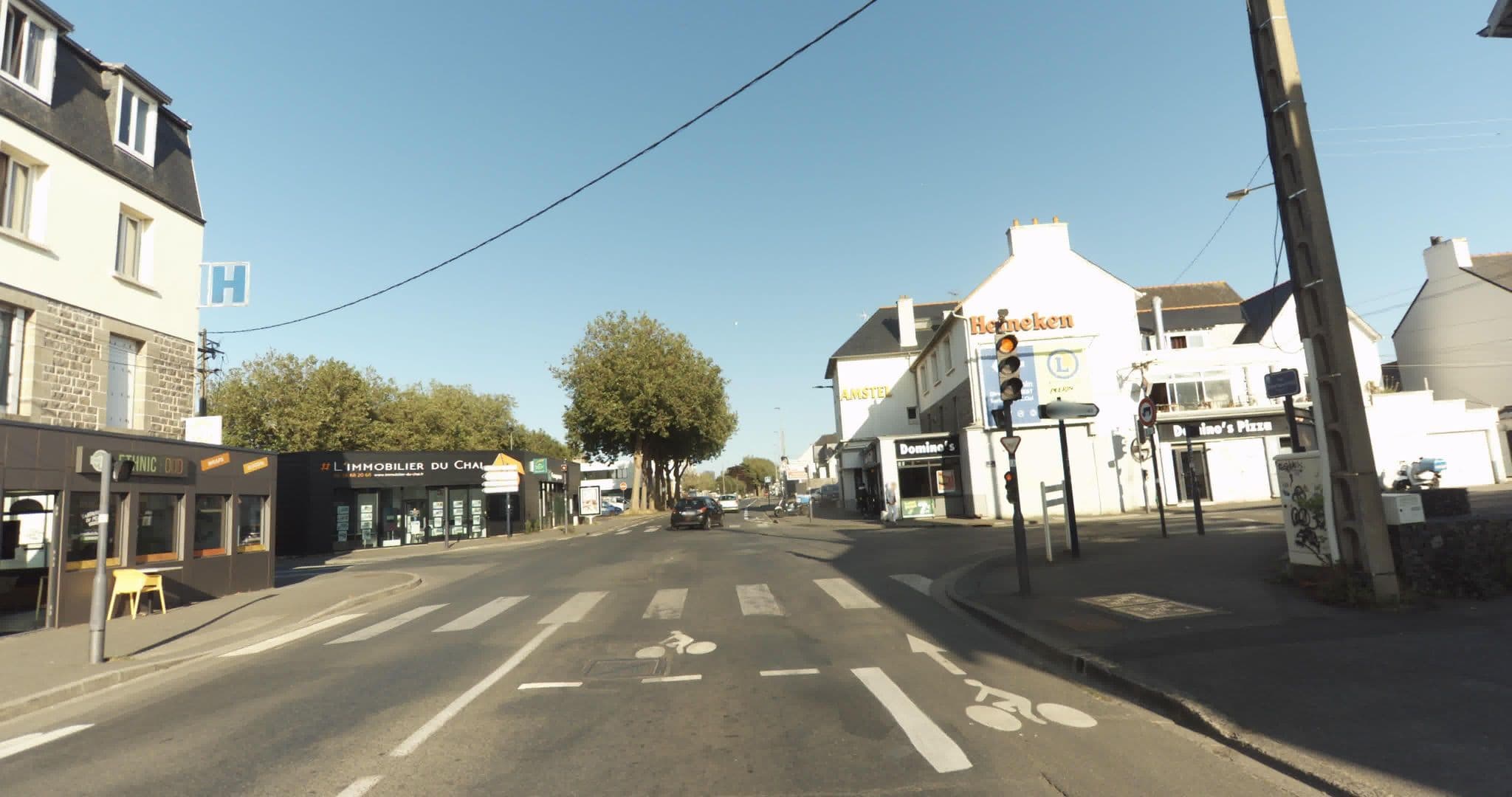 Street view near Le Beau Soleil, Saint-Brieuc — © sogefi (CC BY-SA · Mapillary)