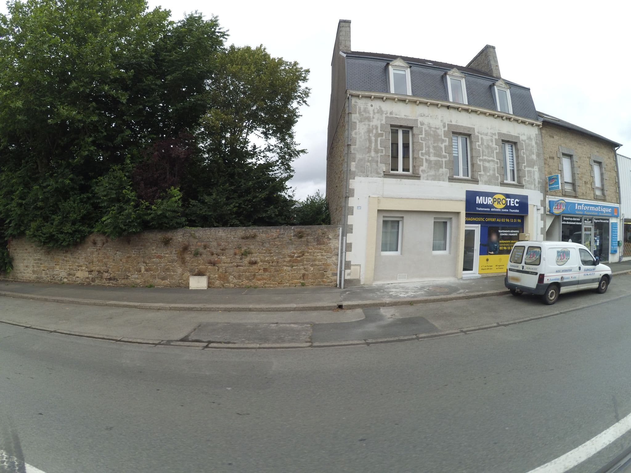 Street view near La suite 27, Guingamp — © stephanep (CC BY-SA · Mapillary)