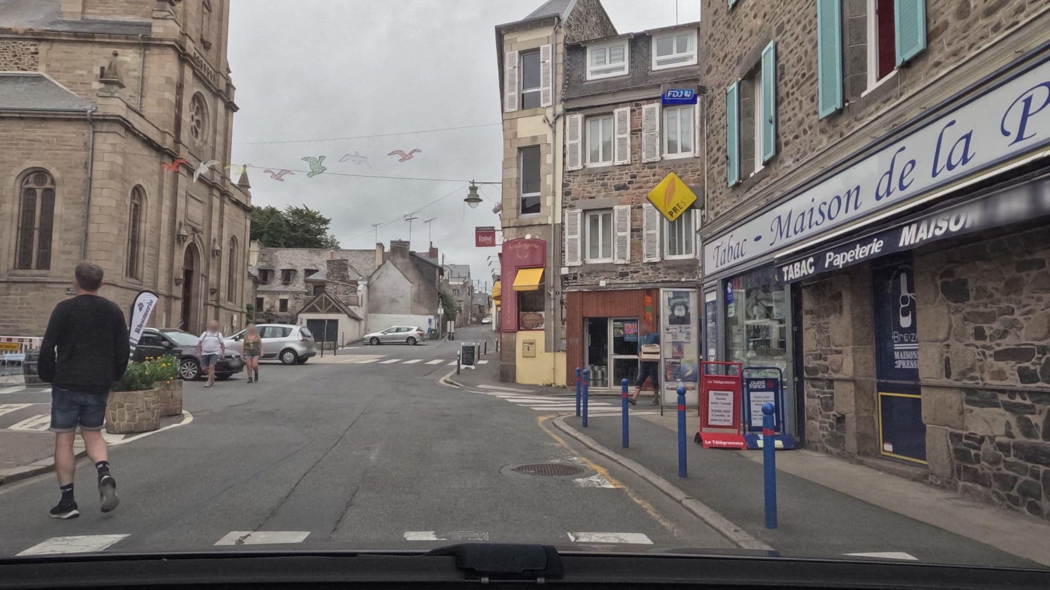 Street view near Cegeca, Binic — © Efehn (CC BY-SA · Mapillary)