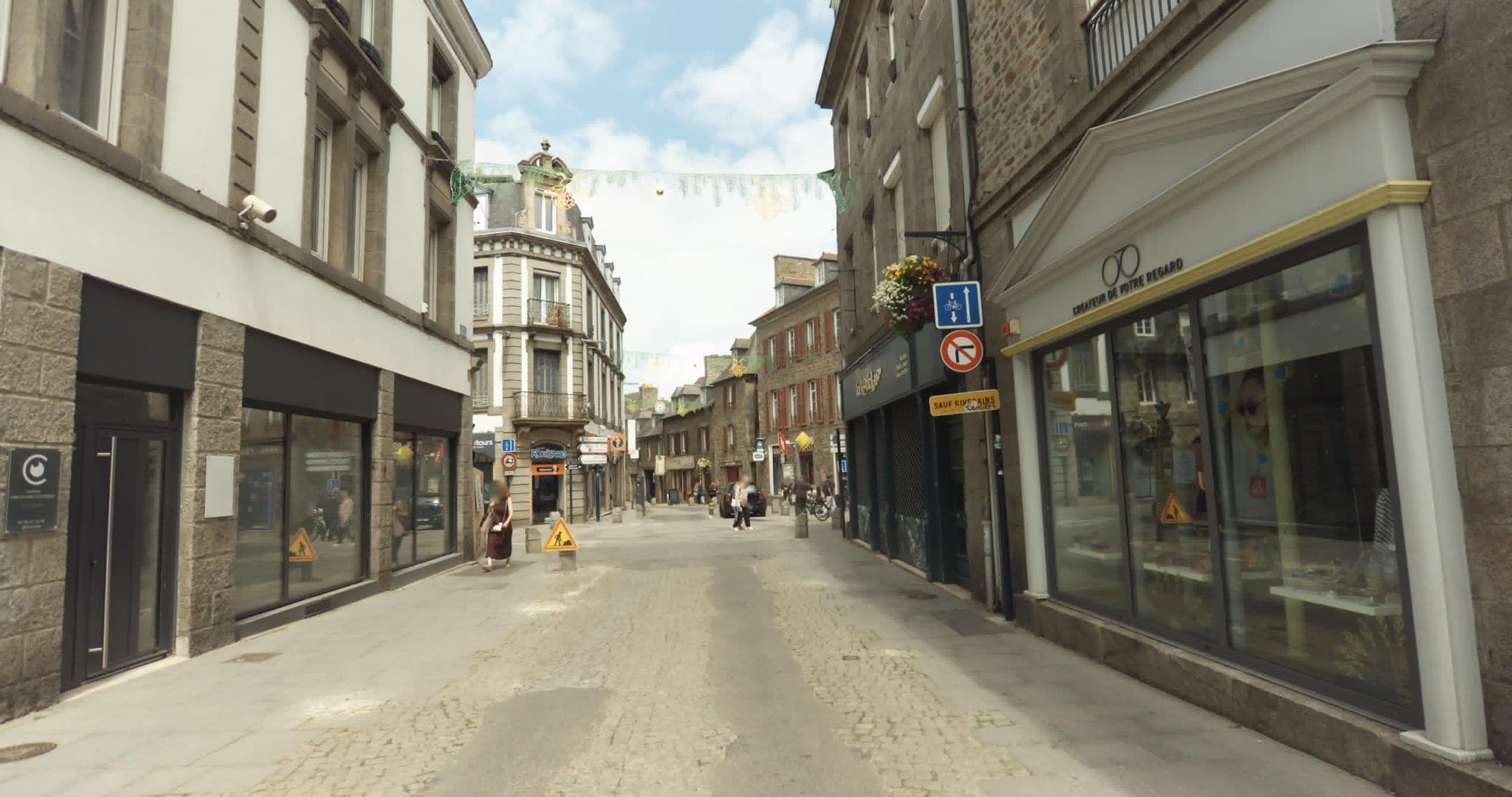 Street view near Selectour - Voyages Rouillard, Saint-Brieuc — © sogefi (CC BY-SA · Mapillary)