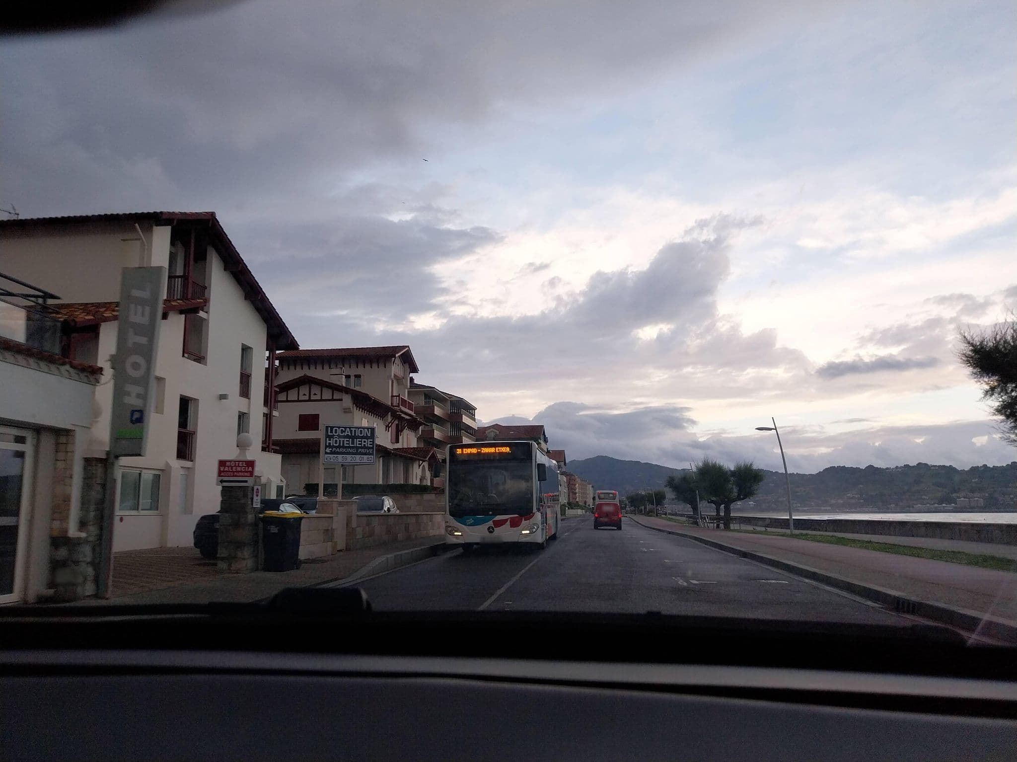 Street view near Hôtel Valencia, Hendaye — © floetcheto (CC BY-SA · Mapillary)