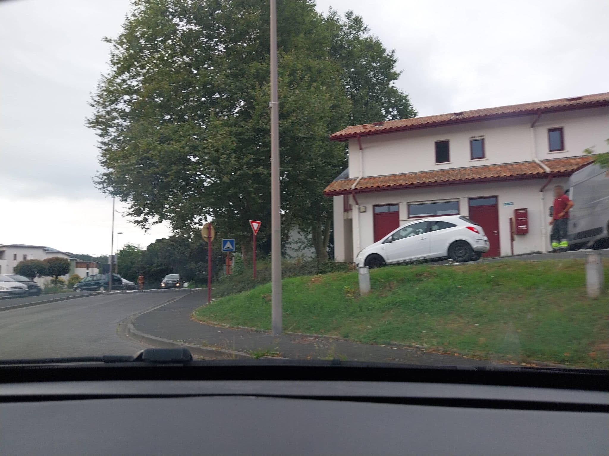 Street view near Rental Apartment Eihera 1, Hendaye — © floetcheto (CC BY-SA · Mapillary)