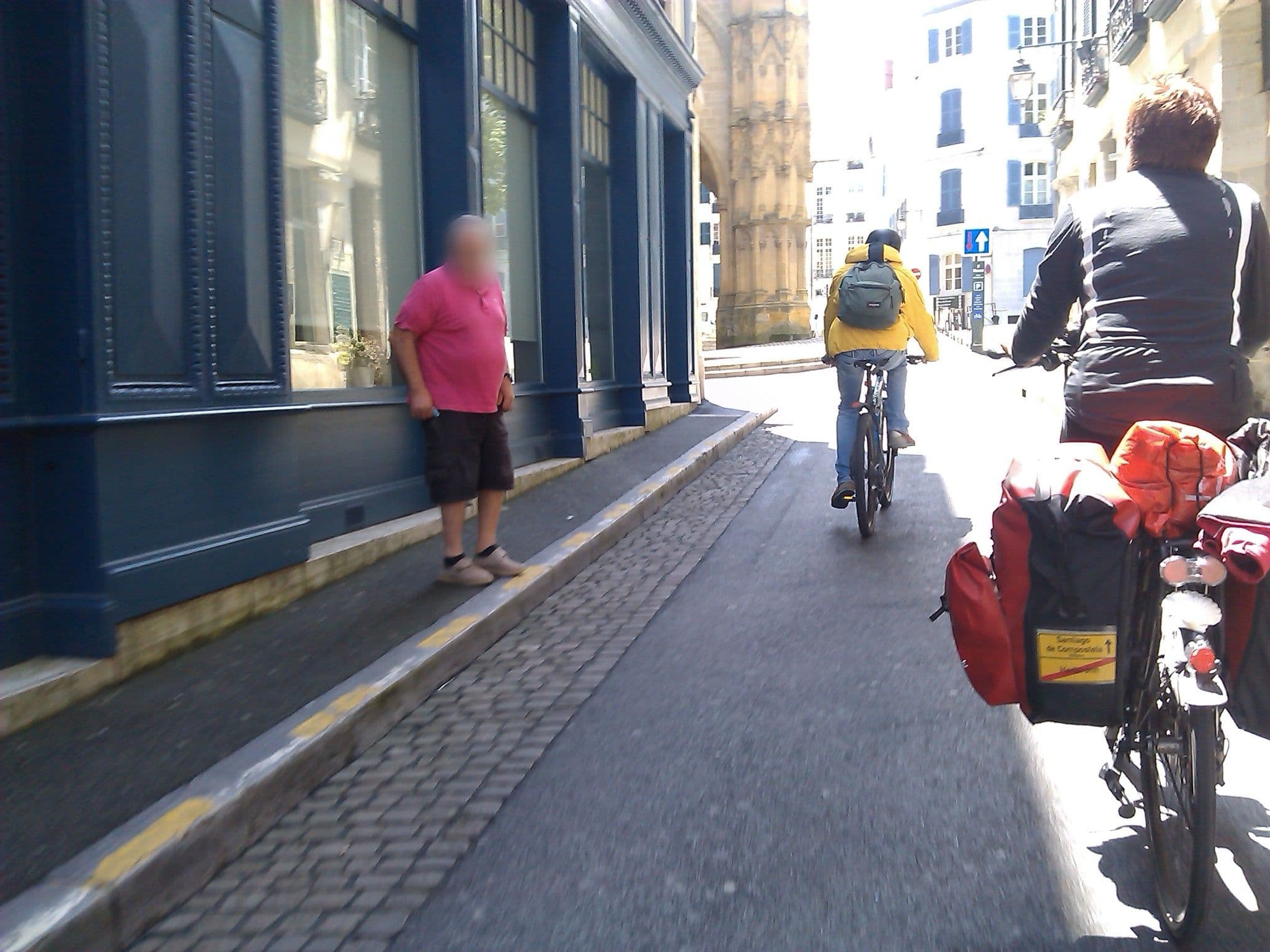 Street view near Gîtes de France des Pyrénées Atlantiques, Bayonne — © changchun1 (CC BY-SA · Mapillary)