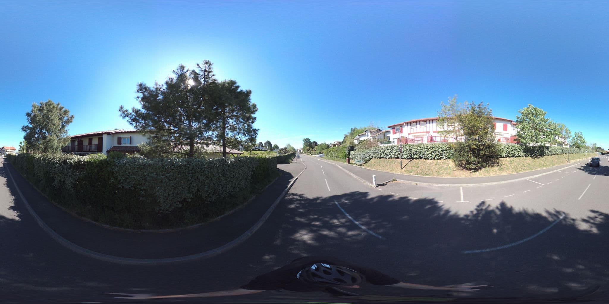 Street view near Residence Iratzia, Saint-Jean-de-Luz — © geovelo (CC BY-SA · Mapillary)