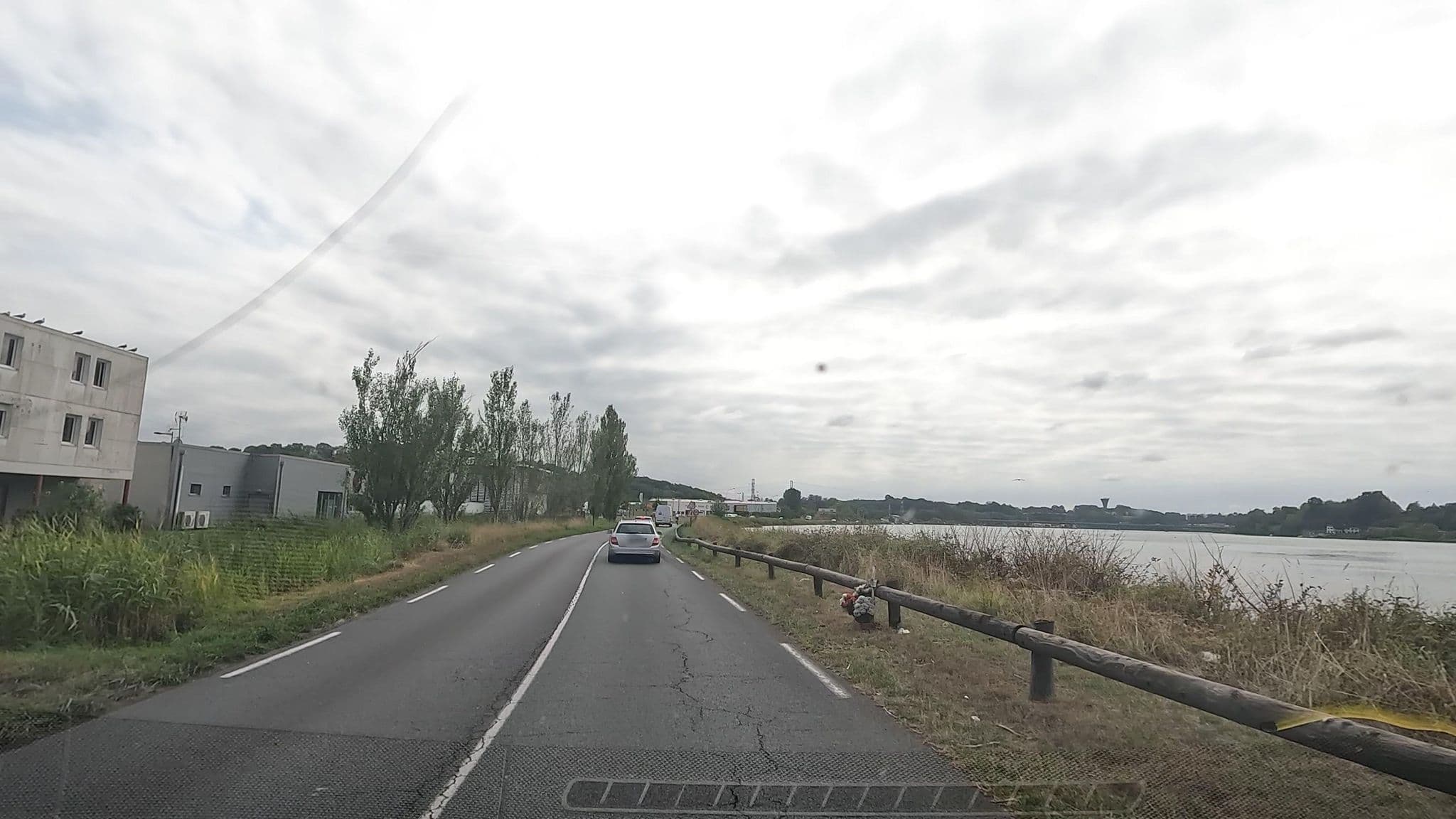 Street view near Adonis Hôtel Bayonne, Mouguerre — © vinisa (CC BY-SA · Mapillary)