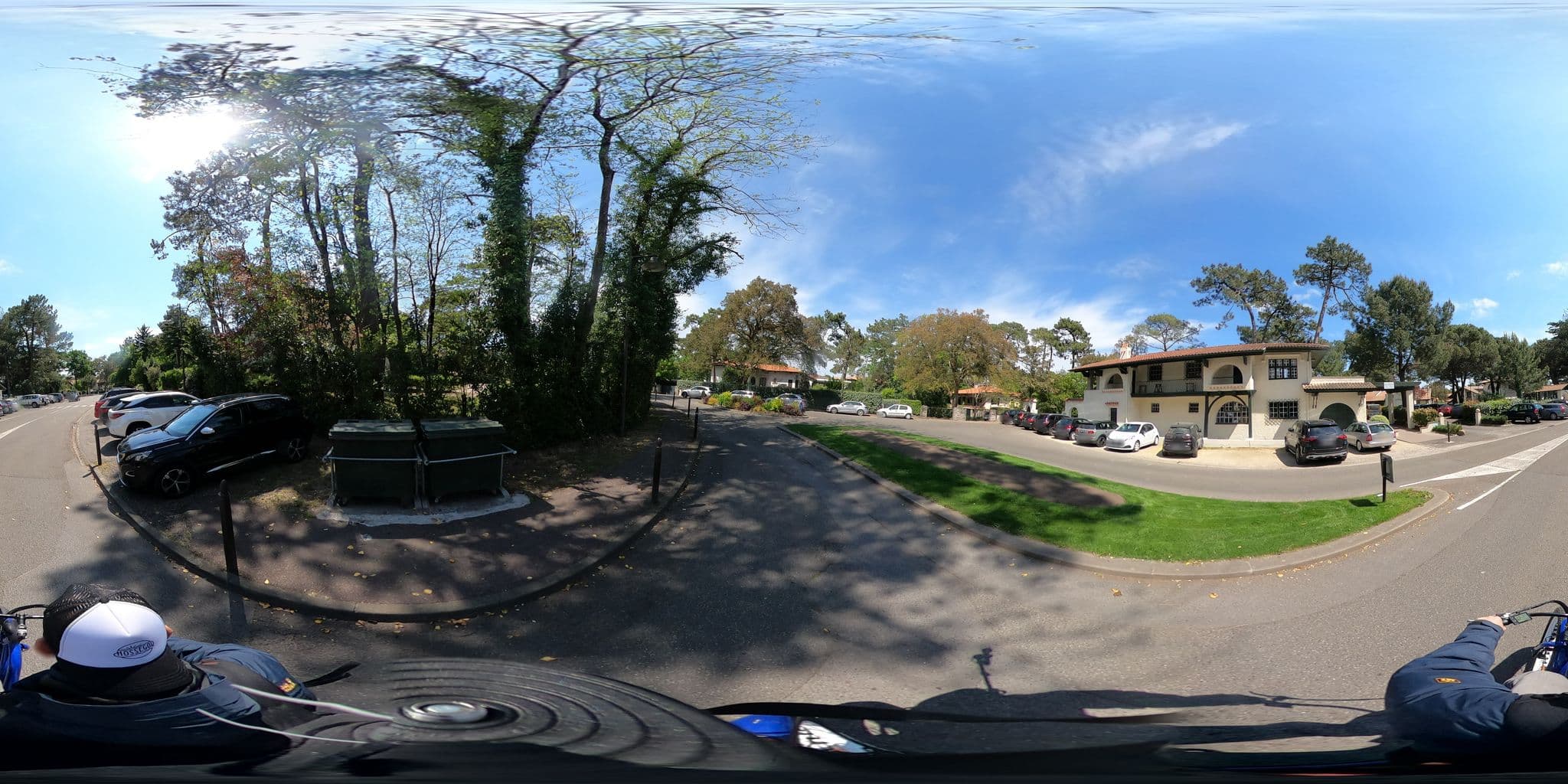 Street view near Hôtel du Golf, Capbreton — © othossegor (CC BY-SA · Mapillary)