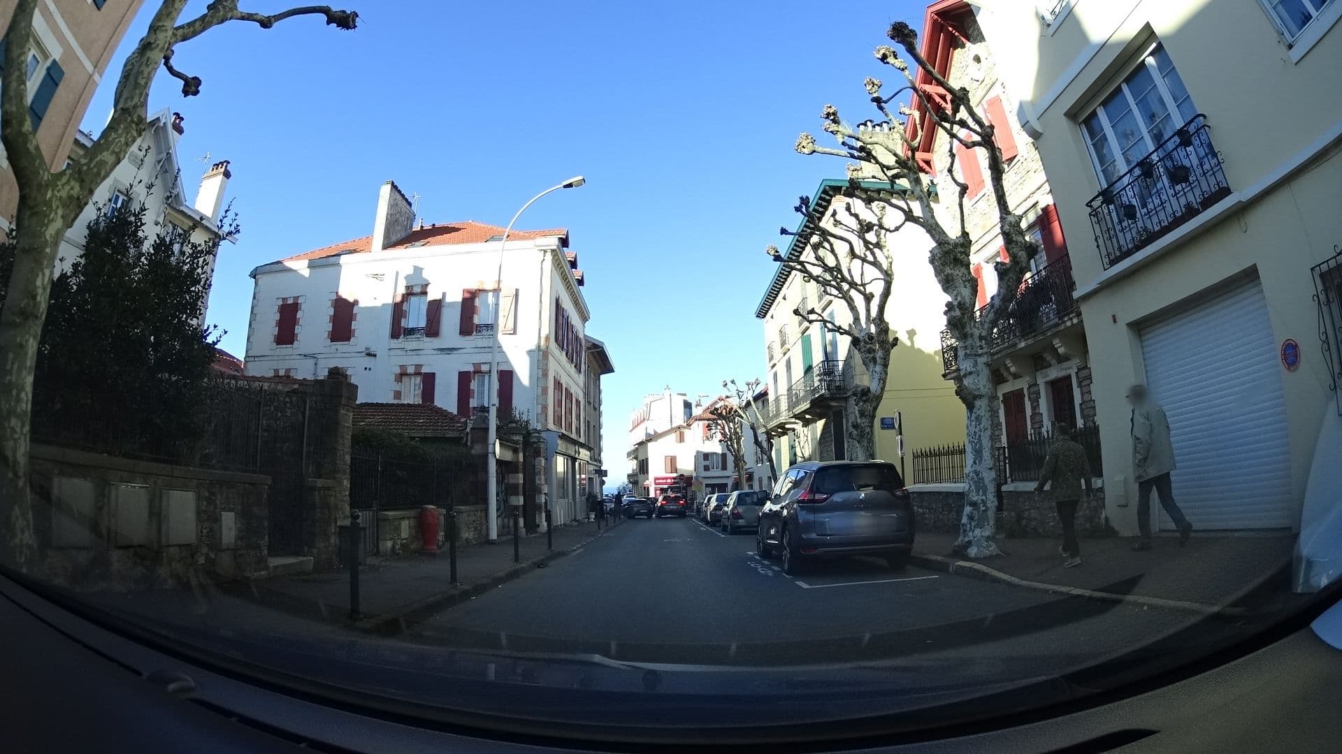 Street view near Welkeys Apartment, Biarritz — © sashazykov (CC BY-SA · Mapillary)