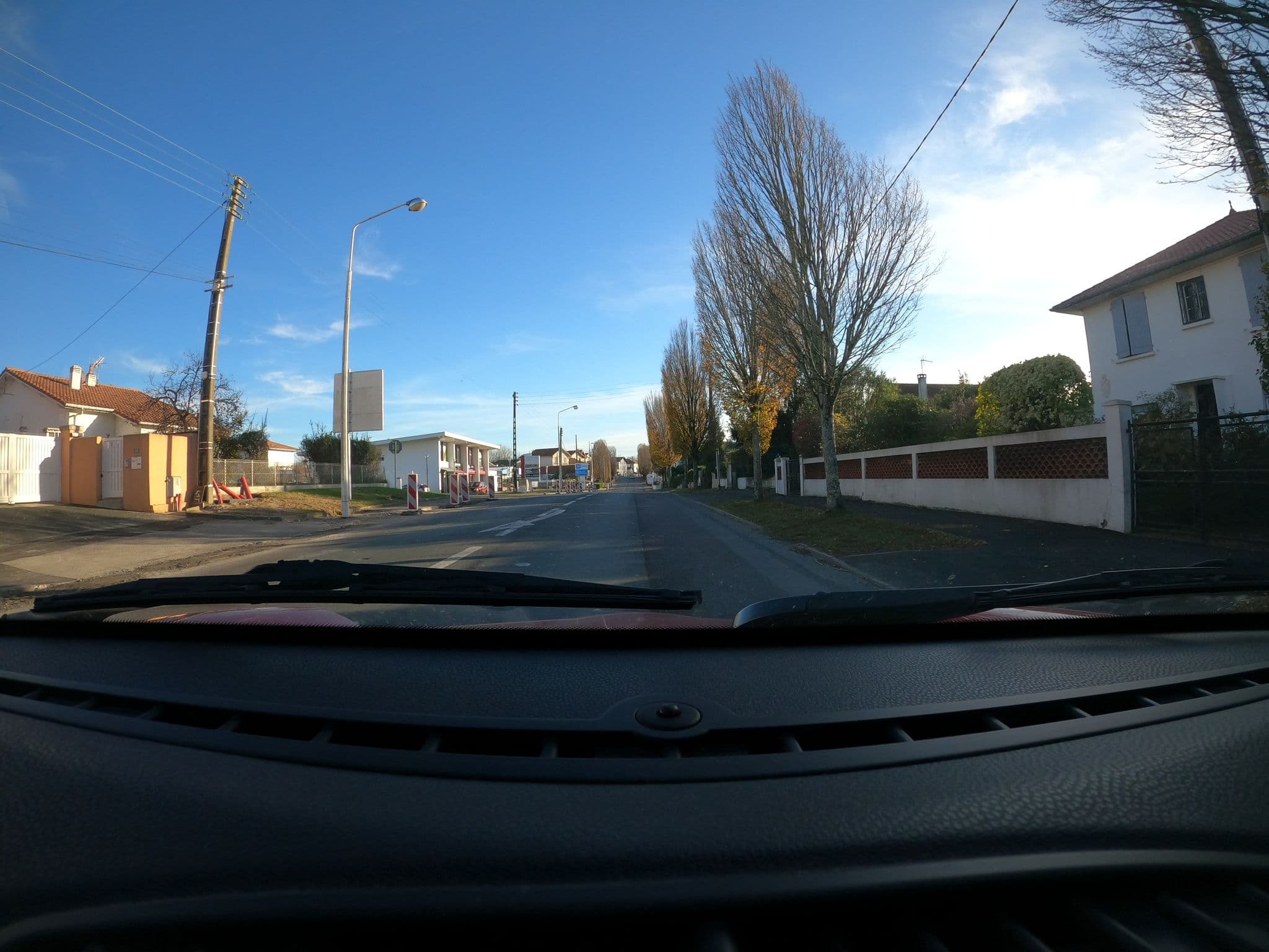 Street view near Chambre d'Hôtes le Poteau Rose, Bayonne — © patchanka (CC BY-SA · Mapillary)