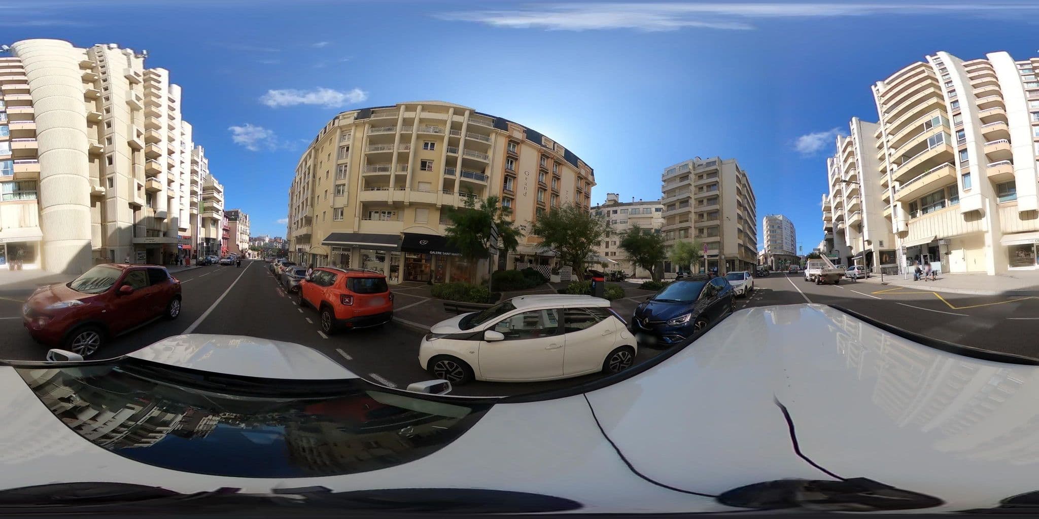Street view near Victoria Management, Biarritz — © sanjorgepinho (CC BY-SA · Mapillary)