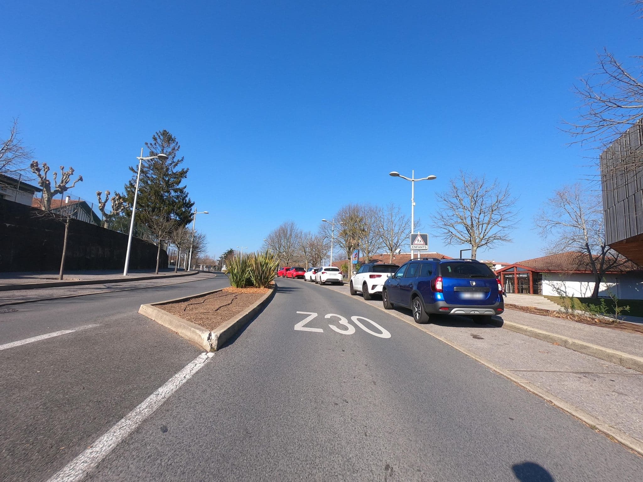 Street view near Villa Clara Résidence, Anglet — © txominh (CC BY-SA · Mapillary)