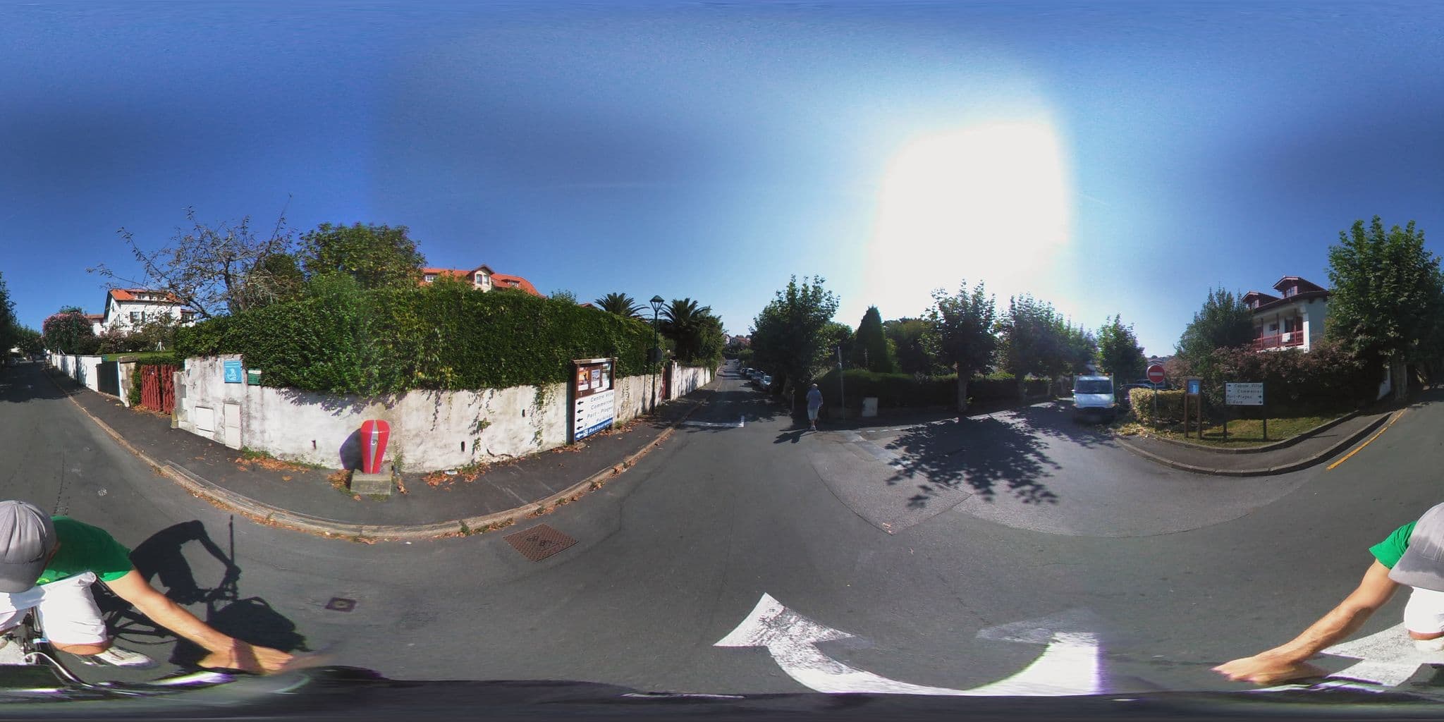 Street view near Hôtel Marienia, Guéthary — © cartocite (CC BY-SA · Mapillary)