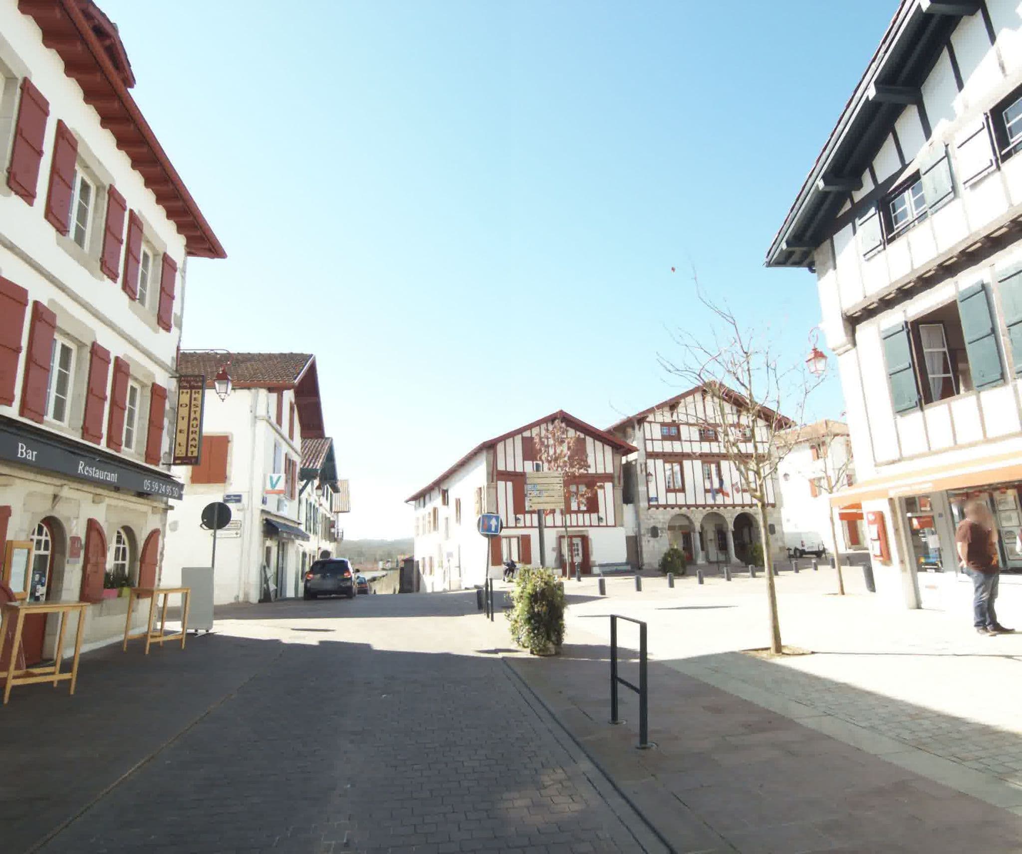 Street view near Irazoqui Jean Philippe, Urrugne — © sogefi (CC BY-SA · Mapillary)