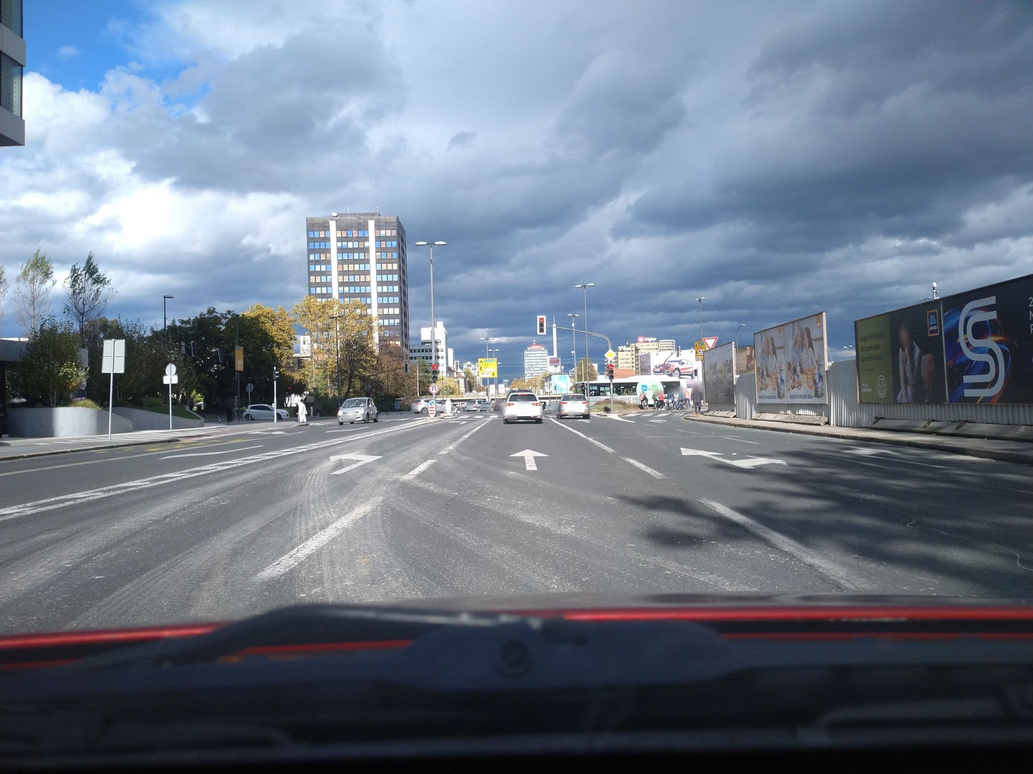 Street view near Grand Plaza Hotel, Ljubljana — © mappatman (CC BY-SA · Mapillary)