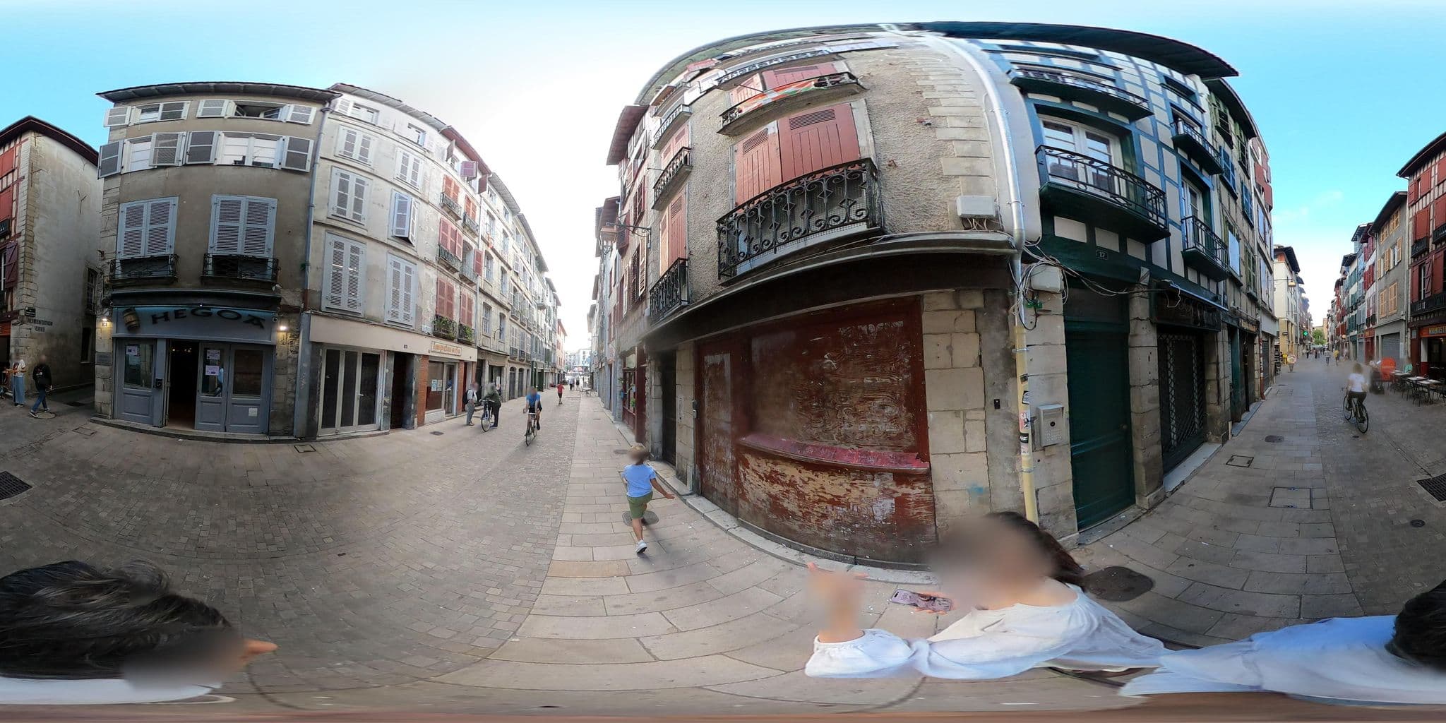 Street view near Hôtel Monbar, Bayonne — © sanjorgepinho (CC BY-SA · Mapillary)