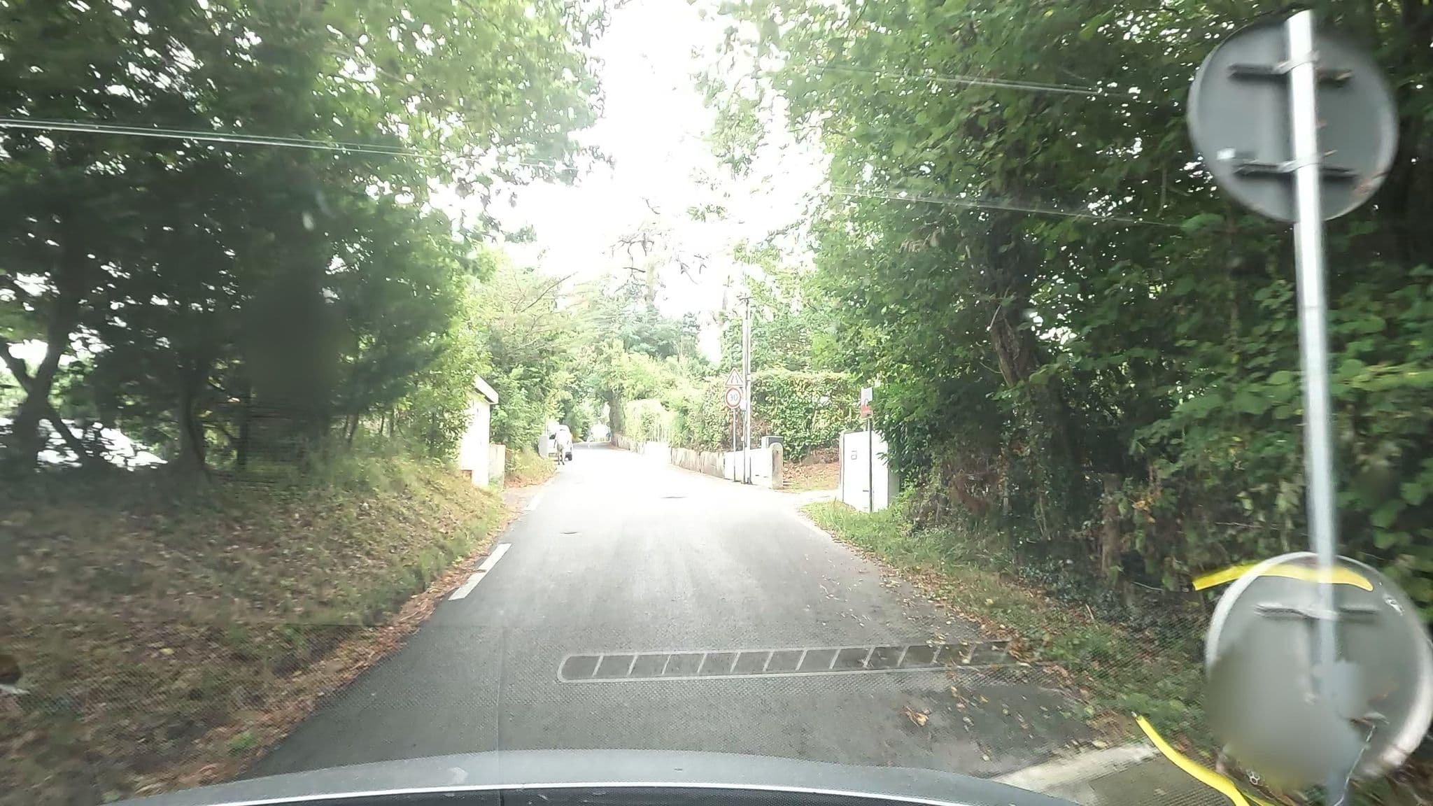 Street view near Les Frères Ibarboure, The Originals Collection (Relais du Silence), Guéthary — © vinisa (CC BY-SA · Mapillary)