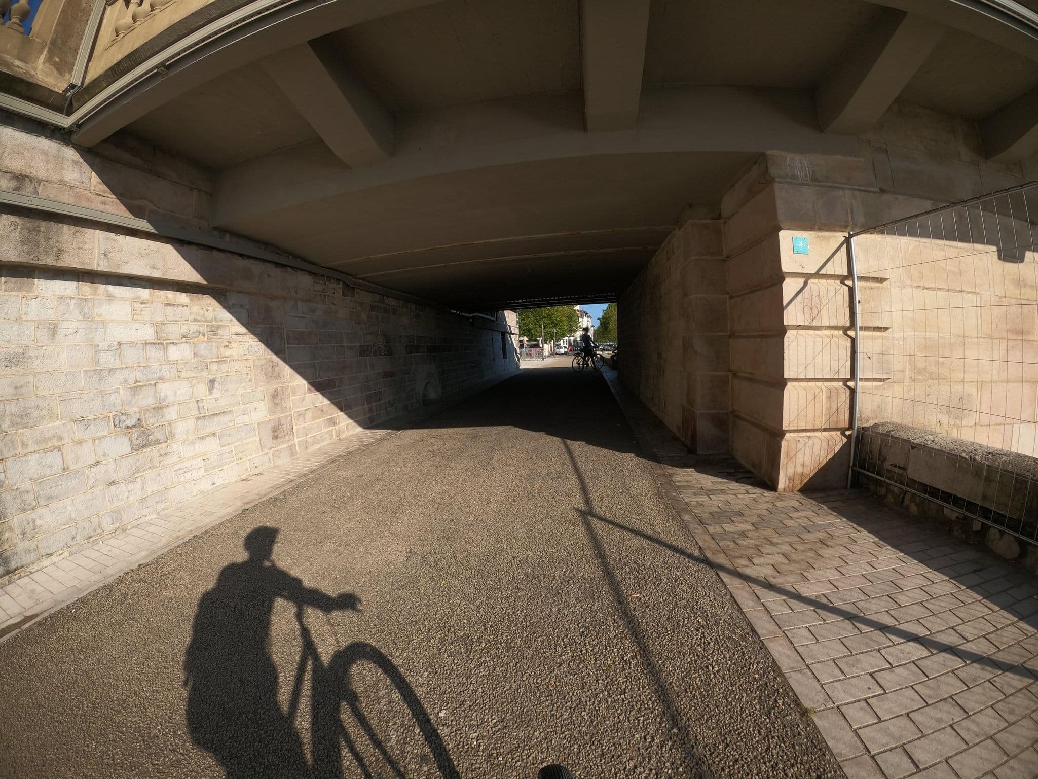 Street view near ibis Styles Bayonne Centre Gare, Bayonne — © patchanka (CC BY-SA · Mapillary)