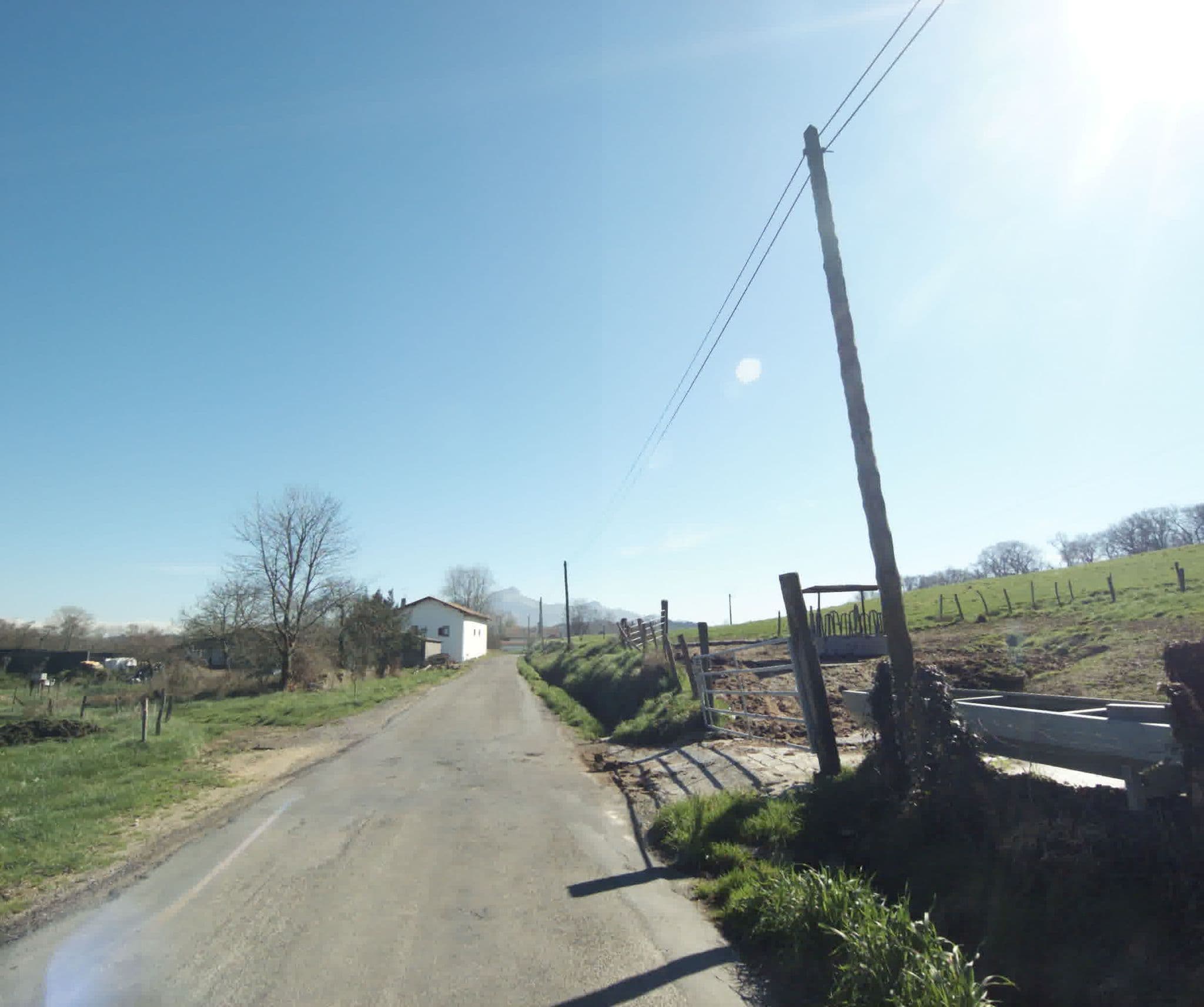 Street view near Odalys Residences Villa Prestige Domaine de Lana, Urrugne — © sogefi (CC BY-SA · Mapillary)