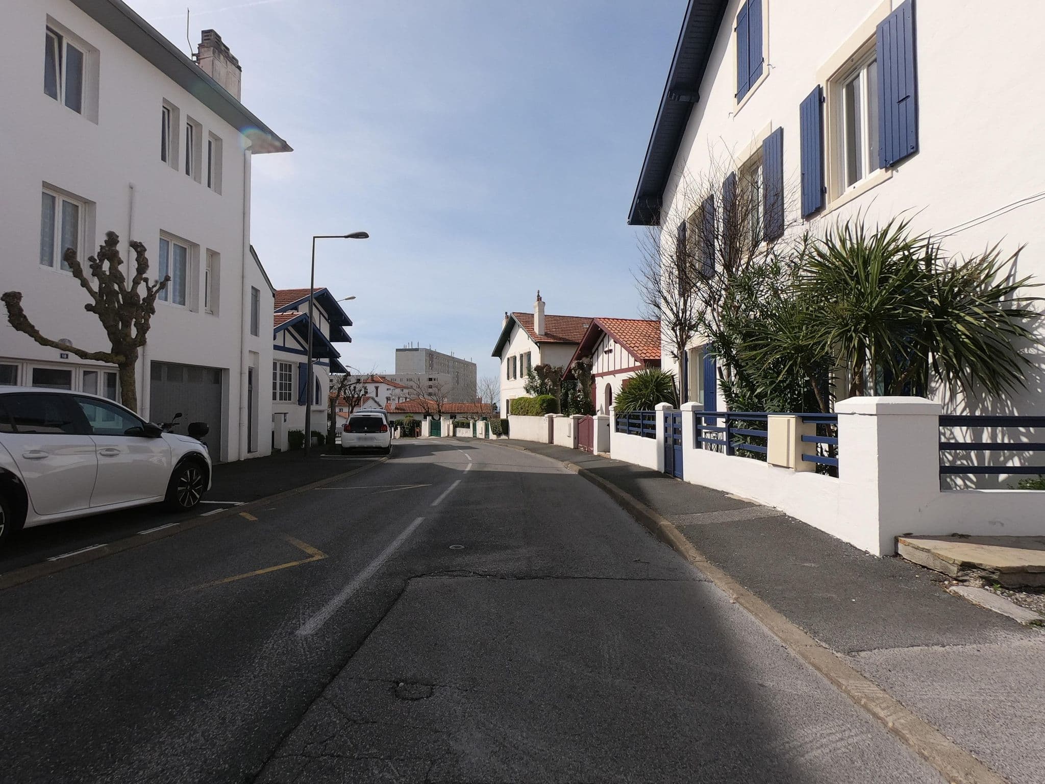 Street view near Villa Julie, Biarritz — © txominh (CC BY-SA · Mapillary)