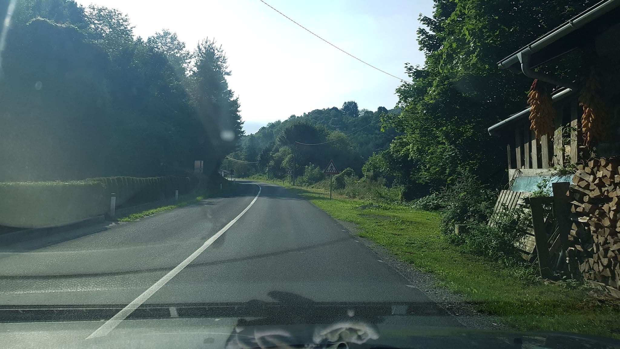 Street view near Gostilna pri Zotlarju, Pivka — © igorzo (CC BY-SA · Mapillary)