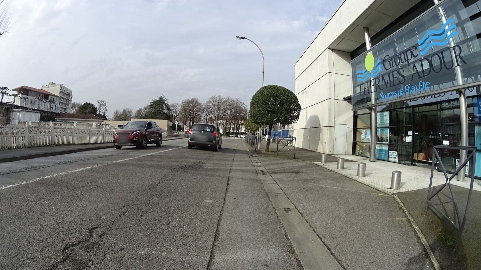 Street view near Les Thermes de l'hôtel Régina à Dax, Dax — © blef (CC BY-SA · Mapillary)