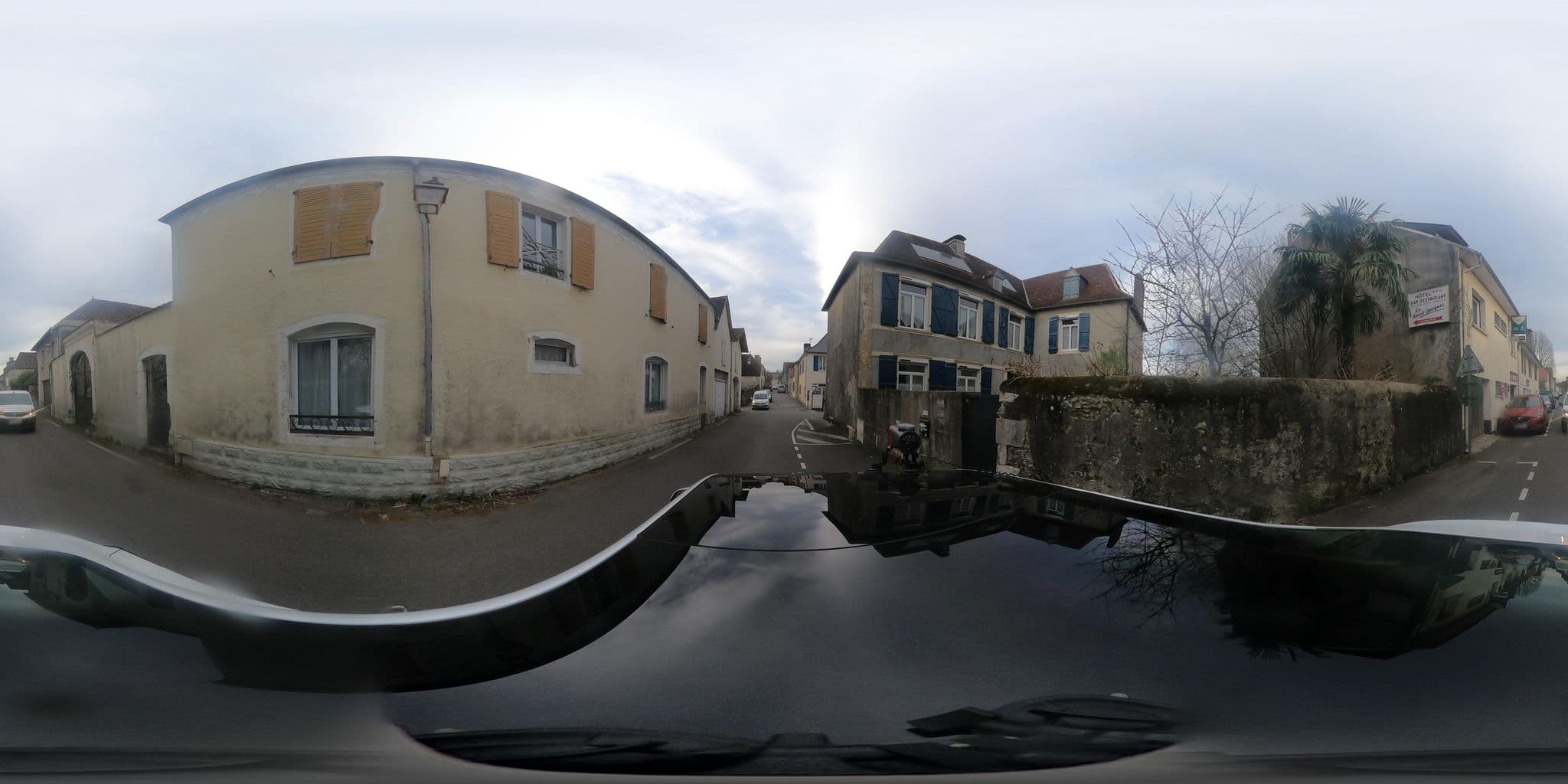 Street view near Le Saint Jacques, Lagor — © sogefi (CC BY-SA · Mapillary)