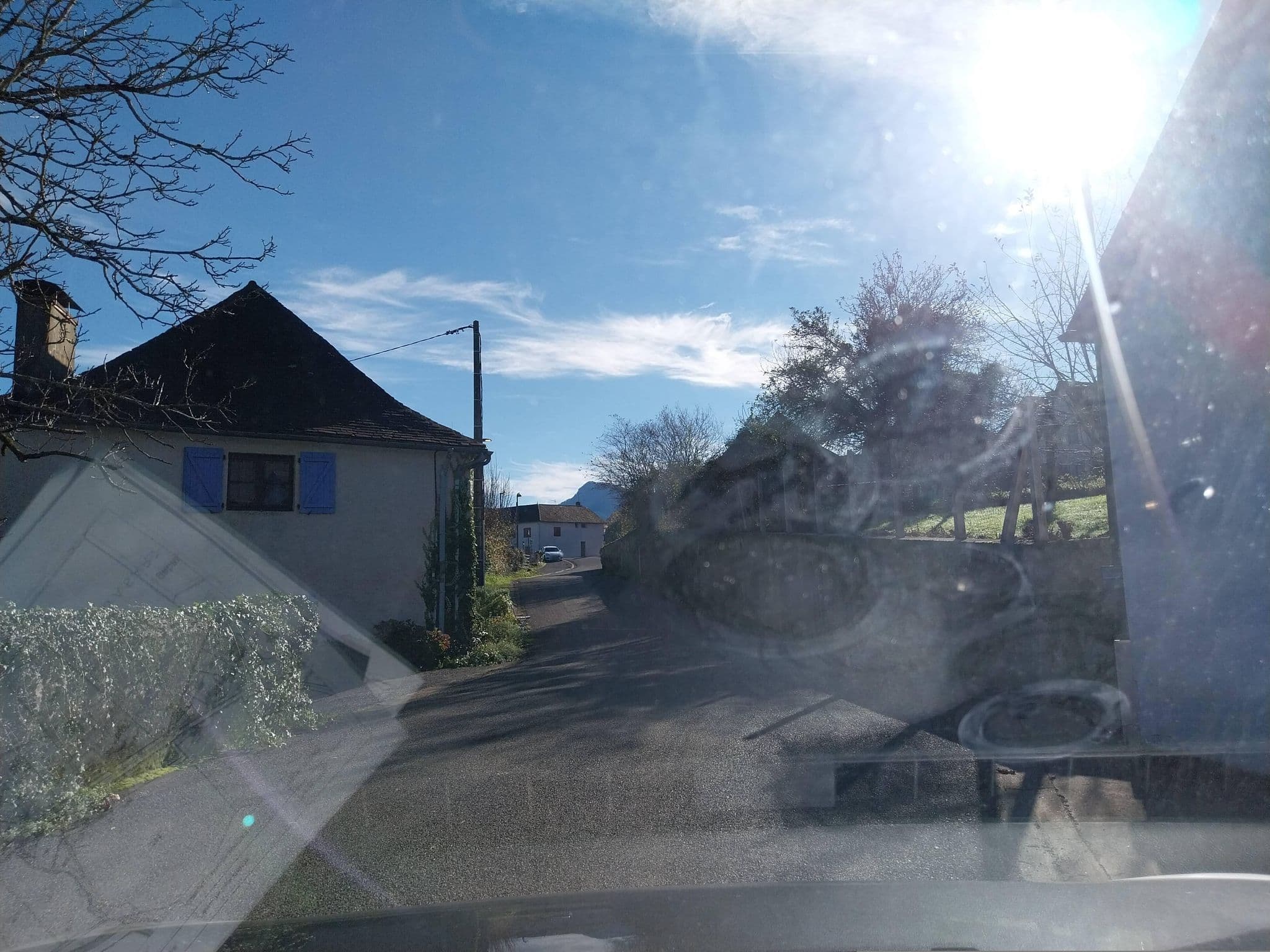 Street view near Campement de Yourtes Mariposa, Arette — © floetcheto (CC BY-SA · Mapillary)