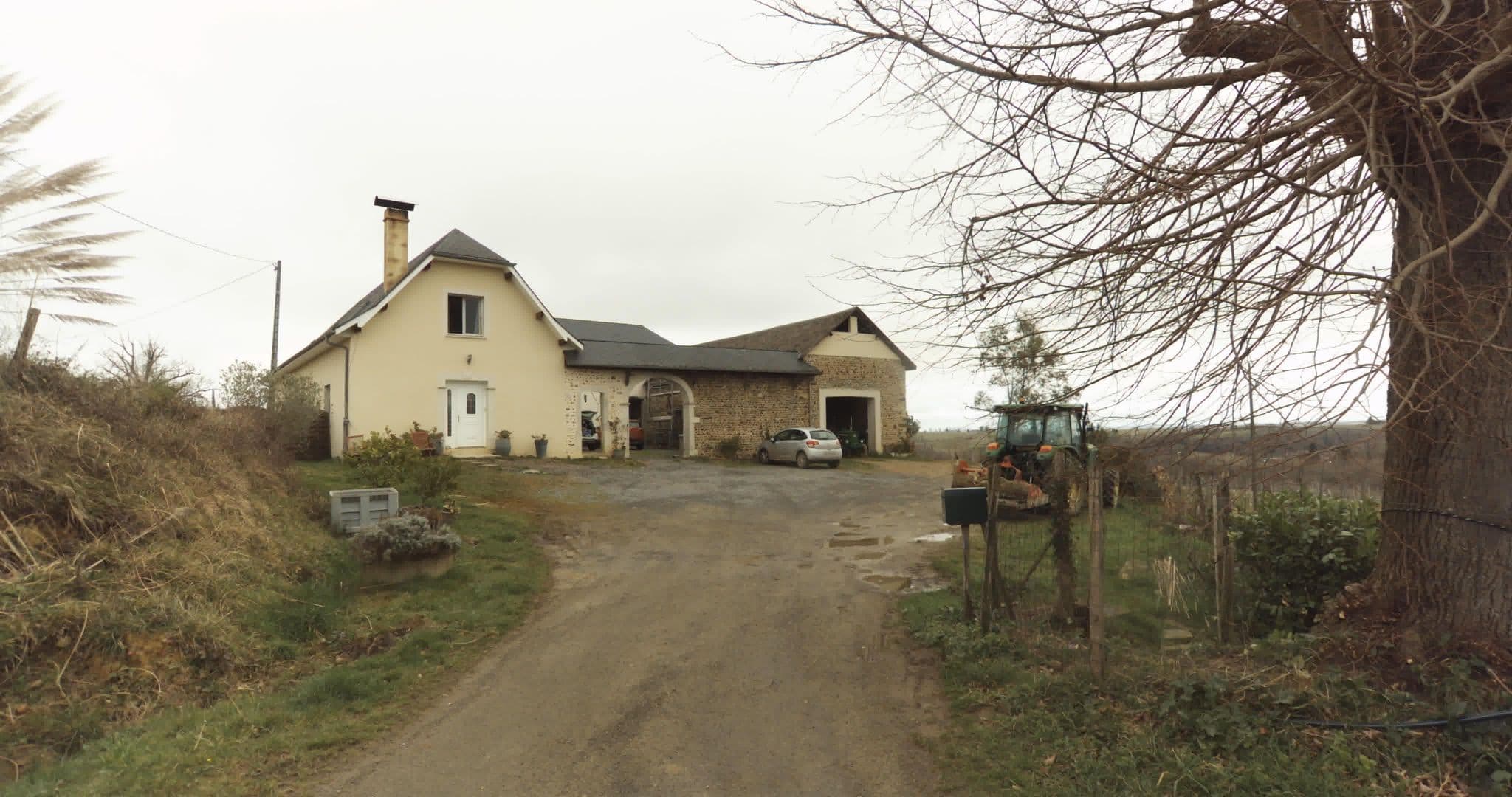 Street view near Pesaulhé, Monein — © sogefi (CC BY-SA · Mapillary)