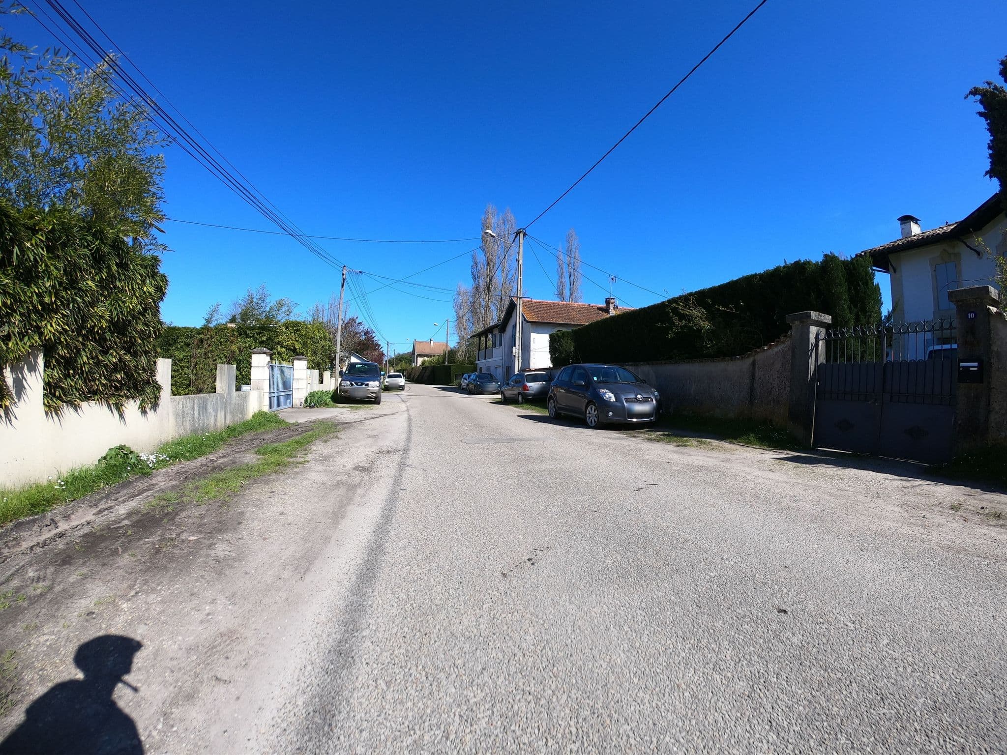 Street view near Les Jardins du Bourg, Lanton — © gitouche (CC BY-SA · Mapillary)