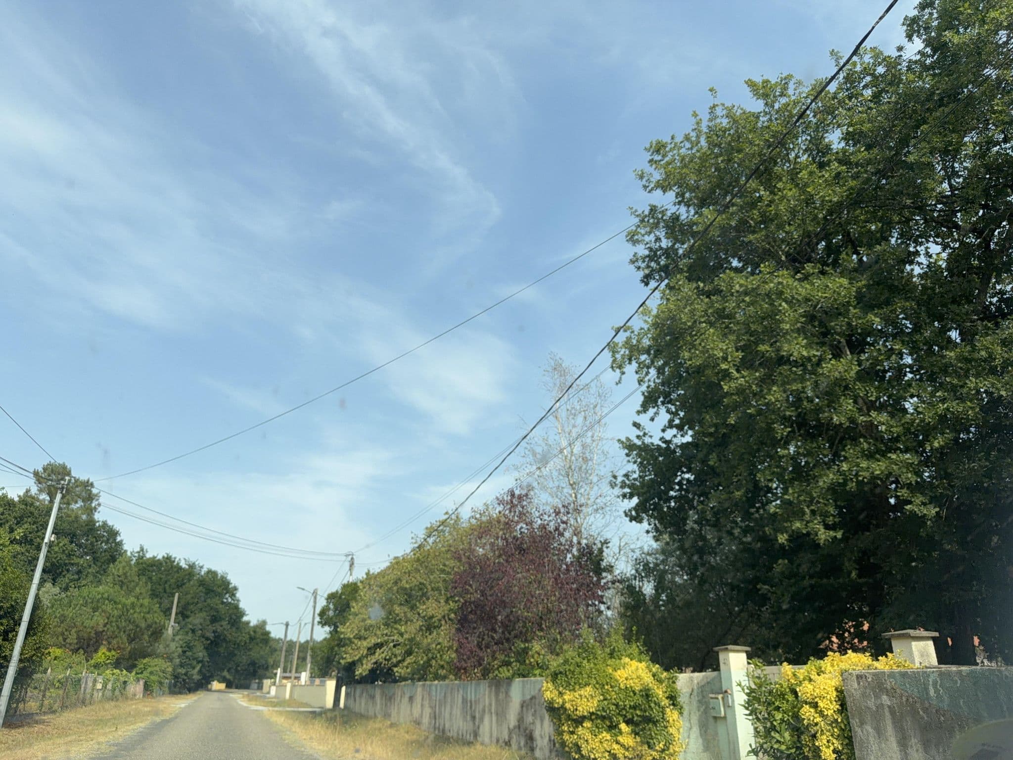 Street view near Village Nature Roche Tamarin, Marcheprime — © max93600 (CC BY-SA · Mapillary)