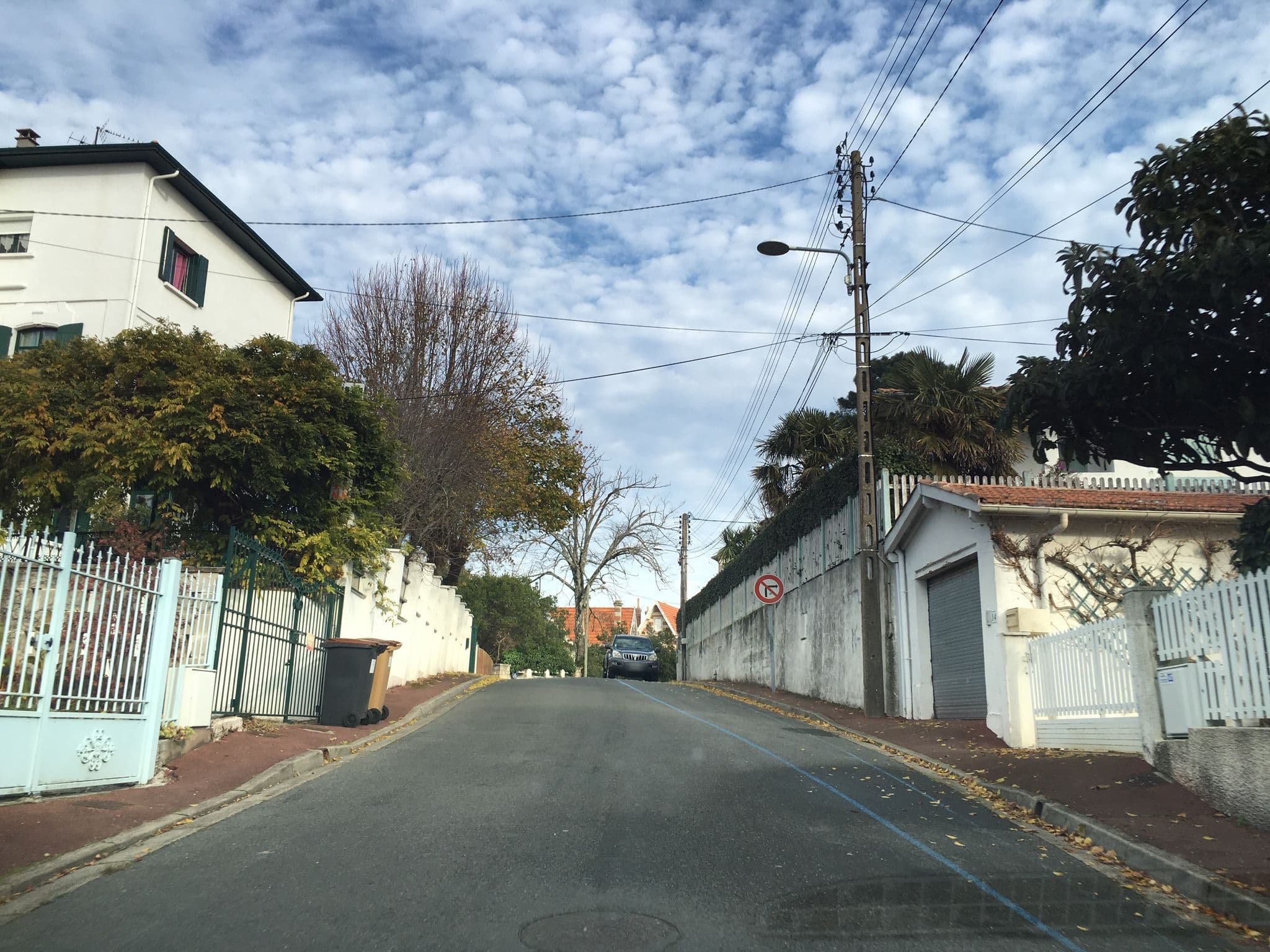 Street view near Hôtel Marinette, Arcachon — © cquest (CC BY-SA · Mapillary)