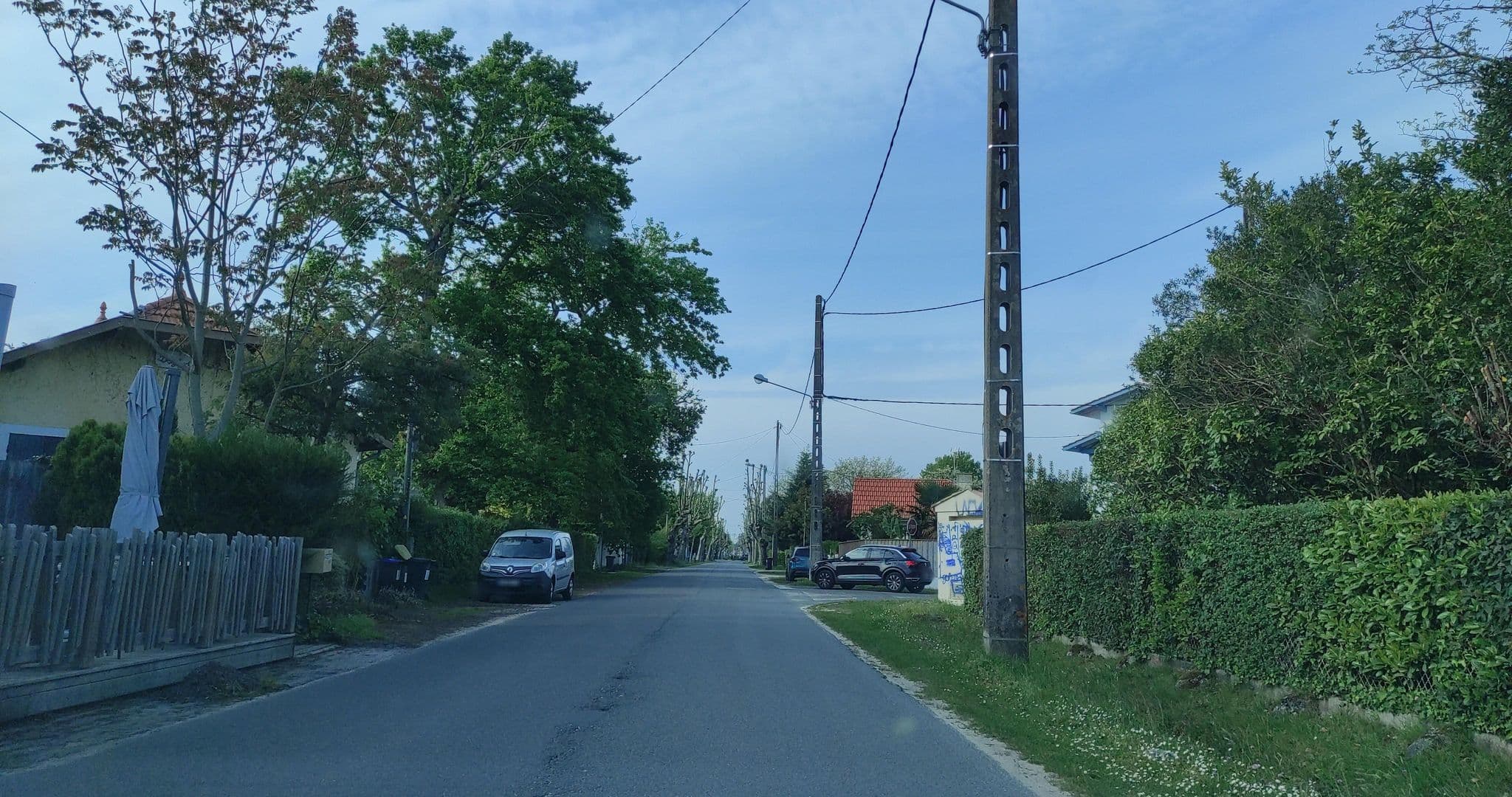 Street view near Le Boiate, Arès — © yod4z (CC BY-SA · Mapillary)