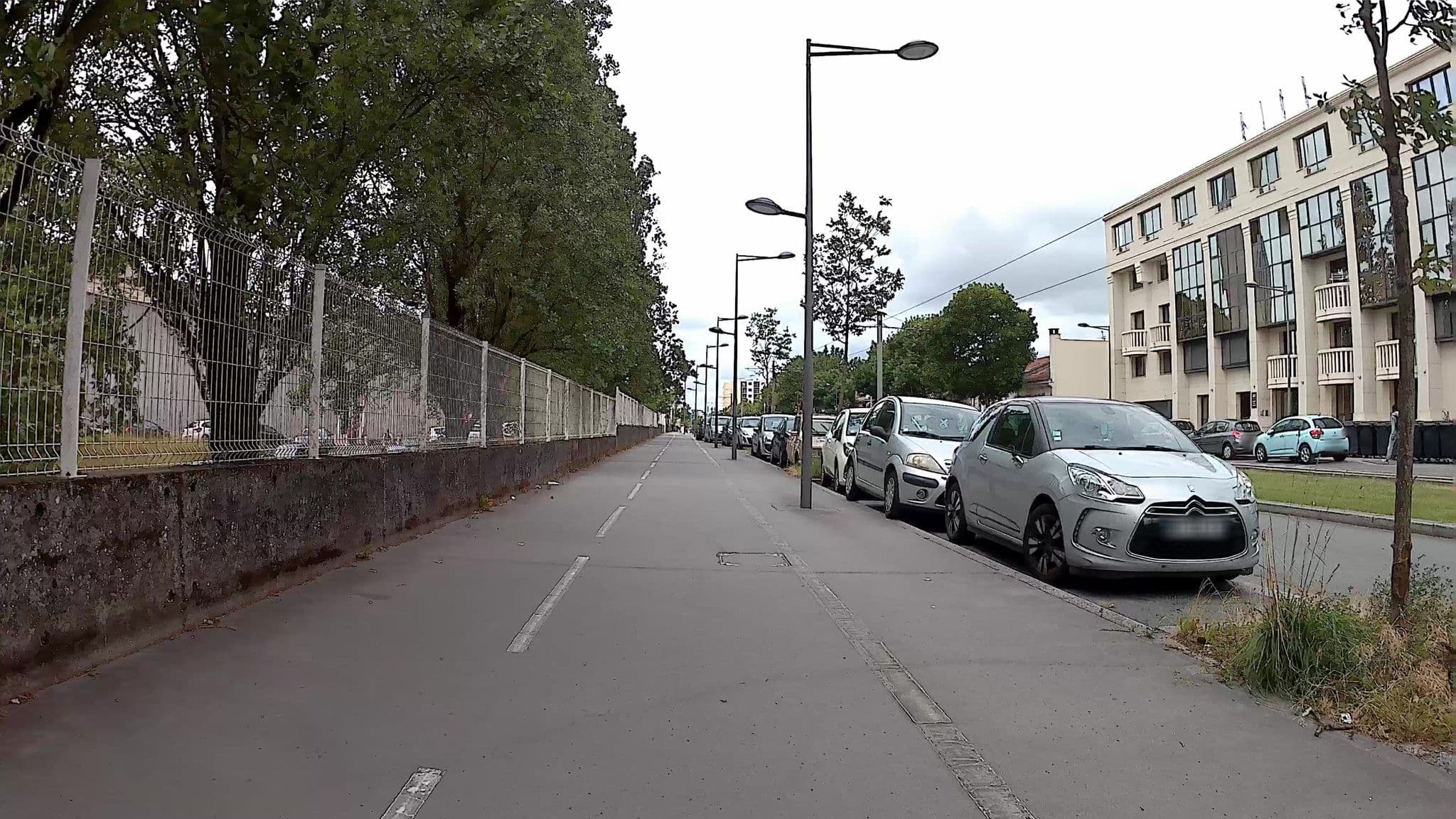 Street view near G.M.B Investissements Bordeaux, Bordeaux — © trouyer (CC BY-SA · Mapillary)