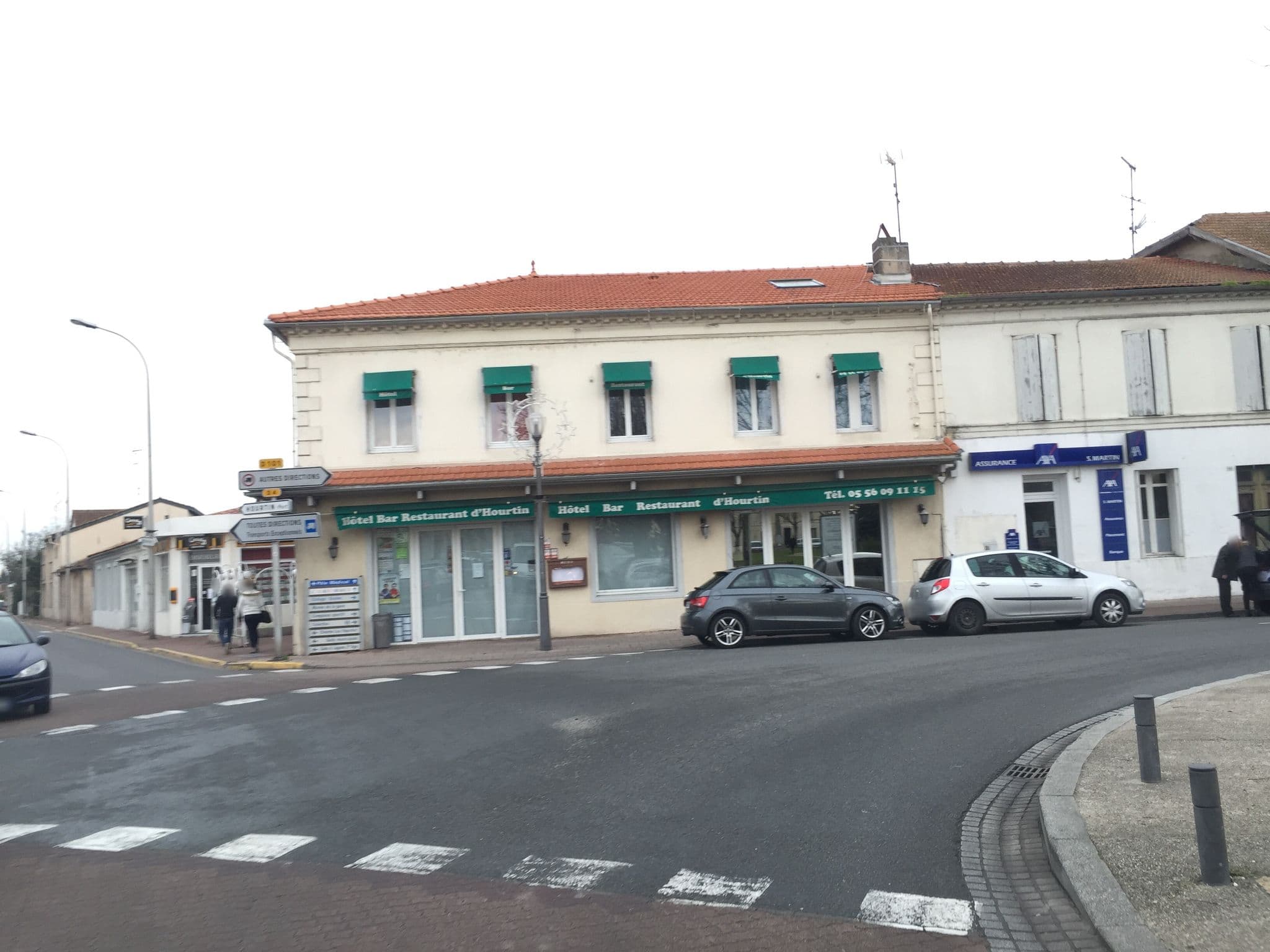 Street view near Hotel Bar Restaurant D'Hourtin, Hourtin — © pgiraud (CC BY-SA · Mapillary)